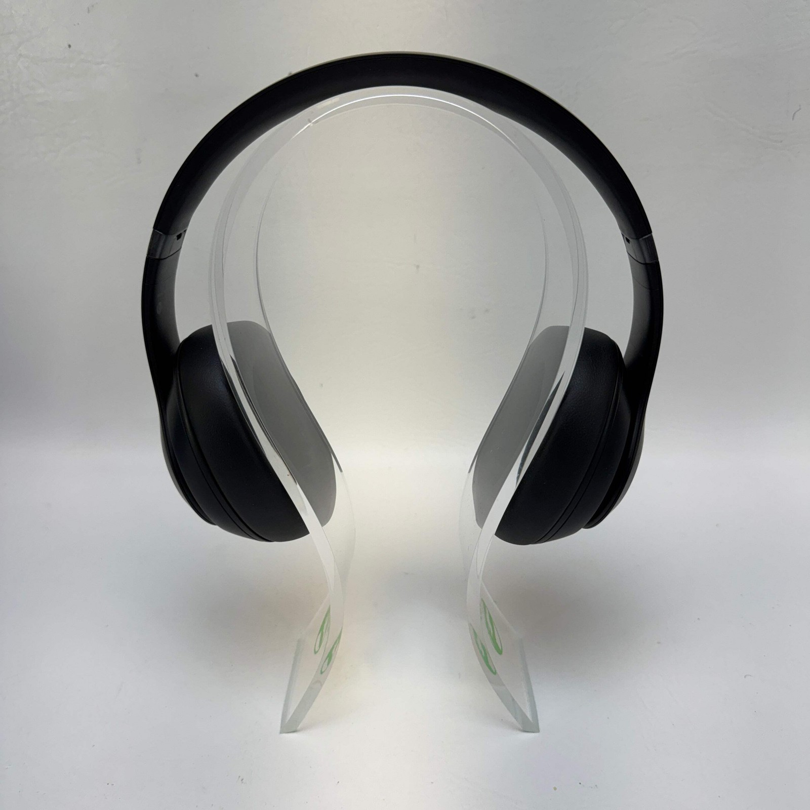 Beats Studio Pro Wireless On-Ear Bluetooth Headphones Black