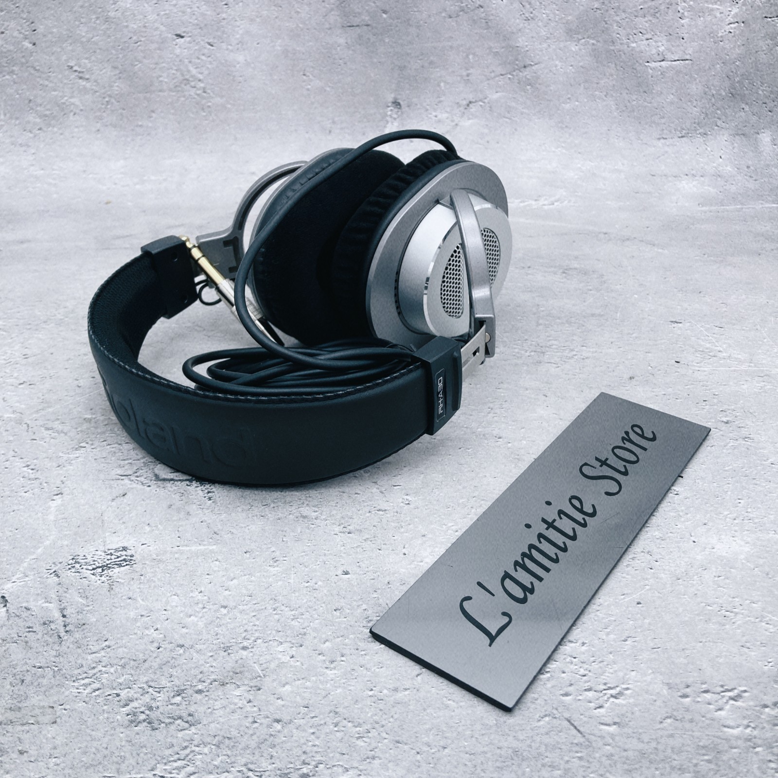 Roland RH-A30 Stereo Wired Monitor Headphones Openair RHA30 Silver Japan Used