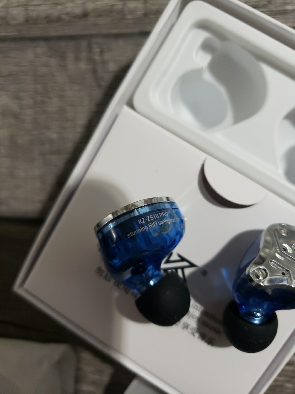 KZ ZS10 Pro 4BA+1DD in-Ear HiFi Earphones Earbuds W/Mic, 3.5mm Jack, Blue/Silver
