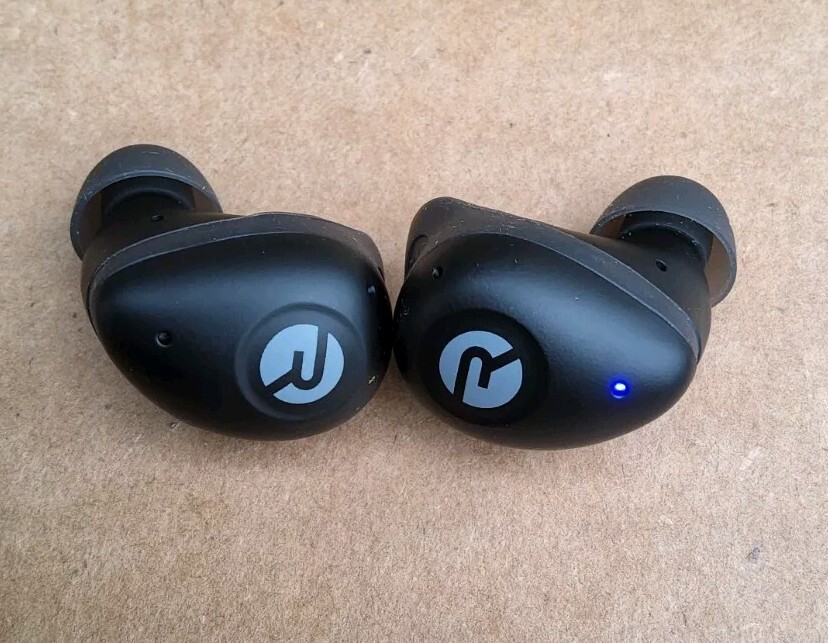 Raycon RBE745 THE FITNESS TRUE WIRELESS EARBUDS ONLY BLACK.