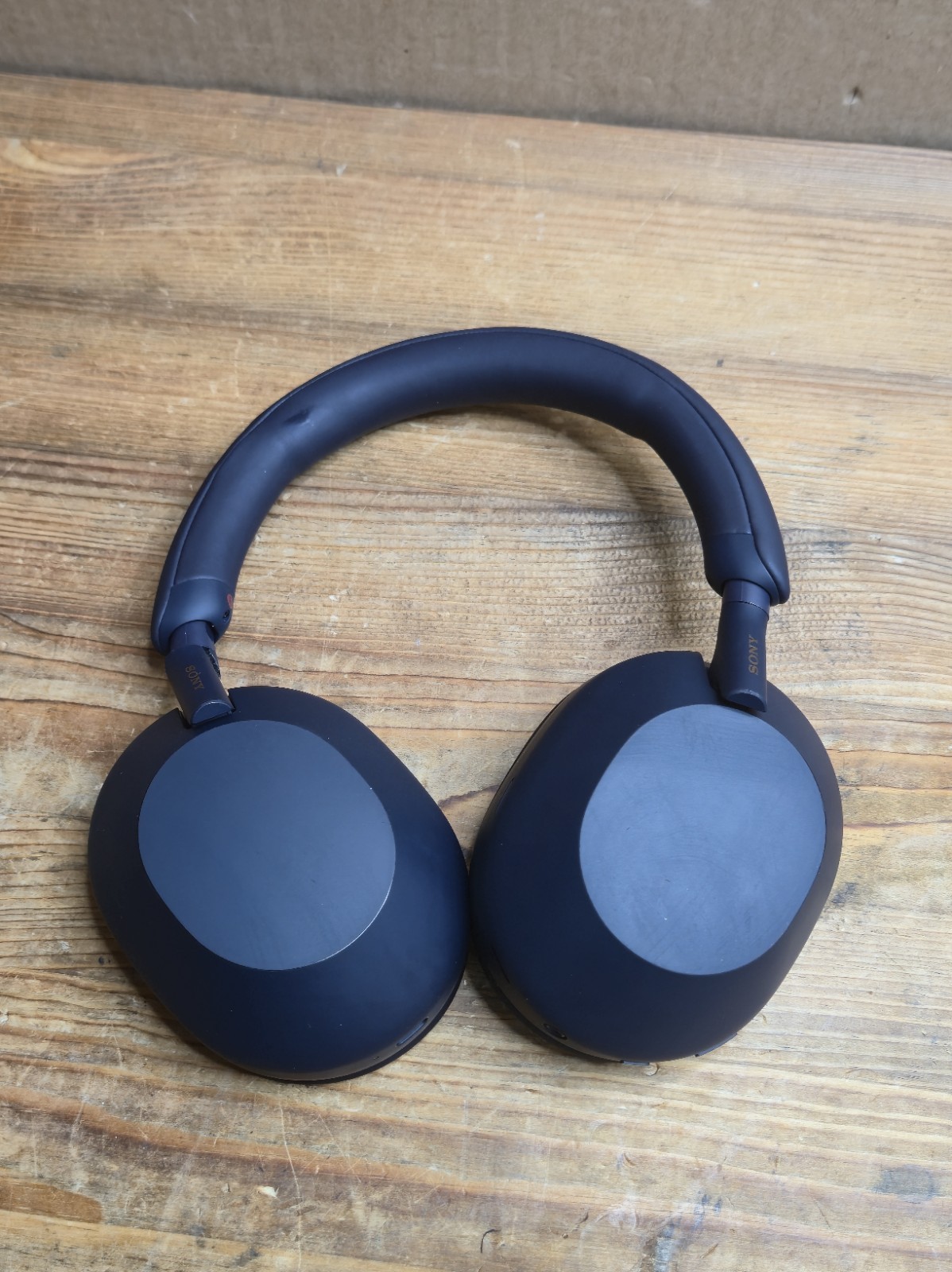 Sony WH-1000XM5 Wireless Noise Cancelling Headphones (Blue) Right Broke