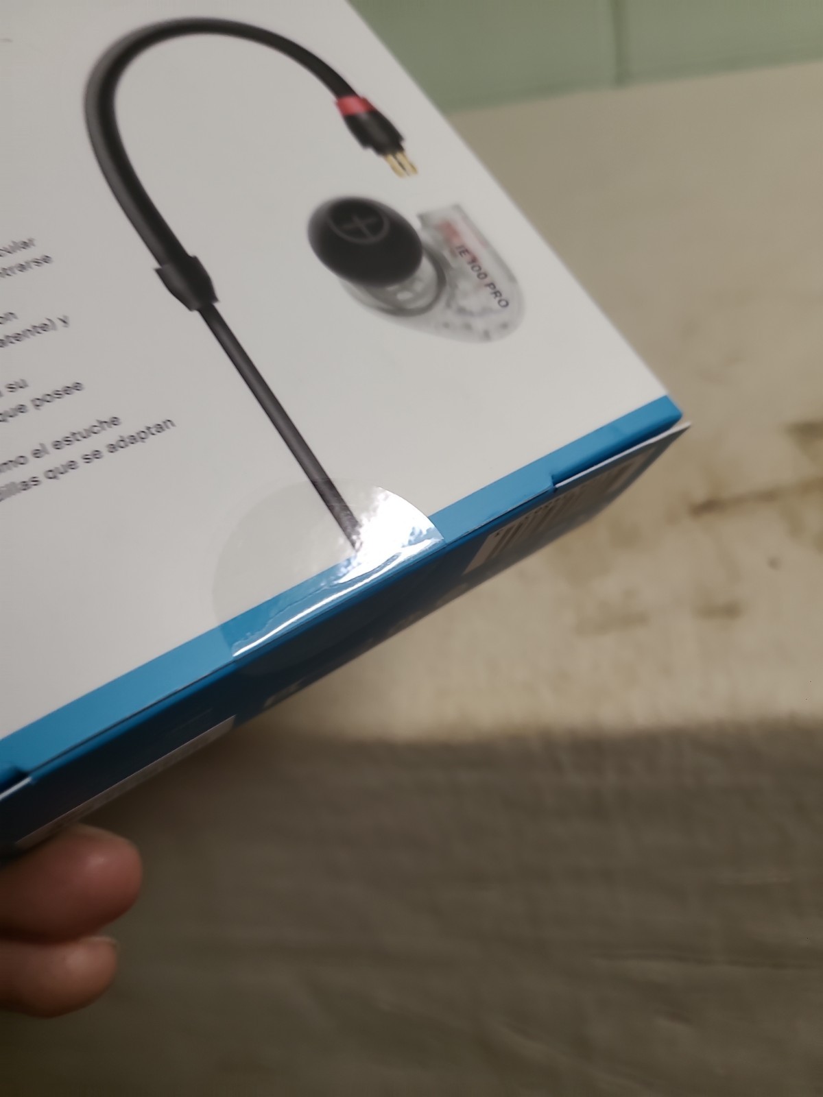 New Clear SENNHEISER “IE 100 PRO” In-ear monitoring ear phones – UNOPENED