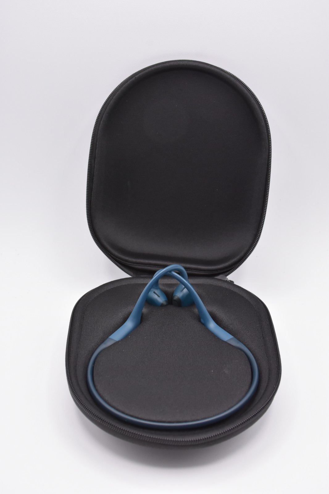 SHOKZ OpenRun Pro Bone Conduction Sport Headphones Blue Bluetooth