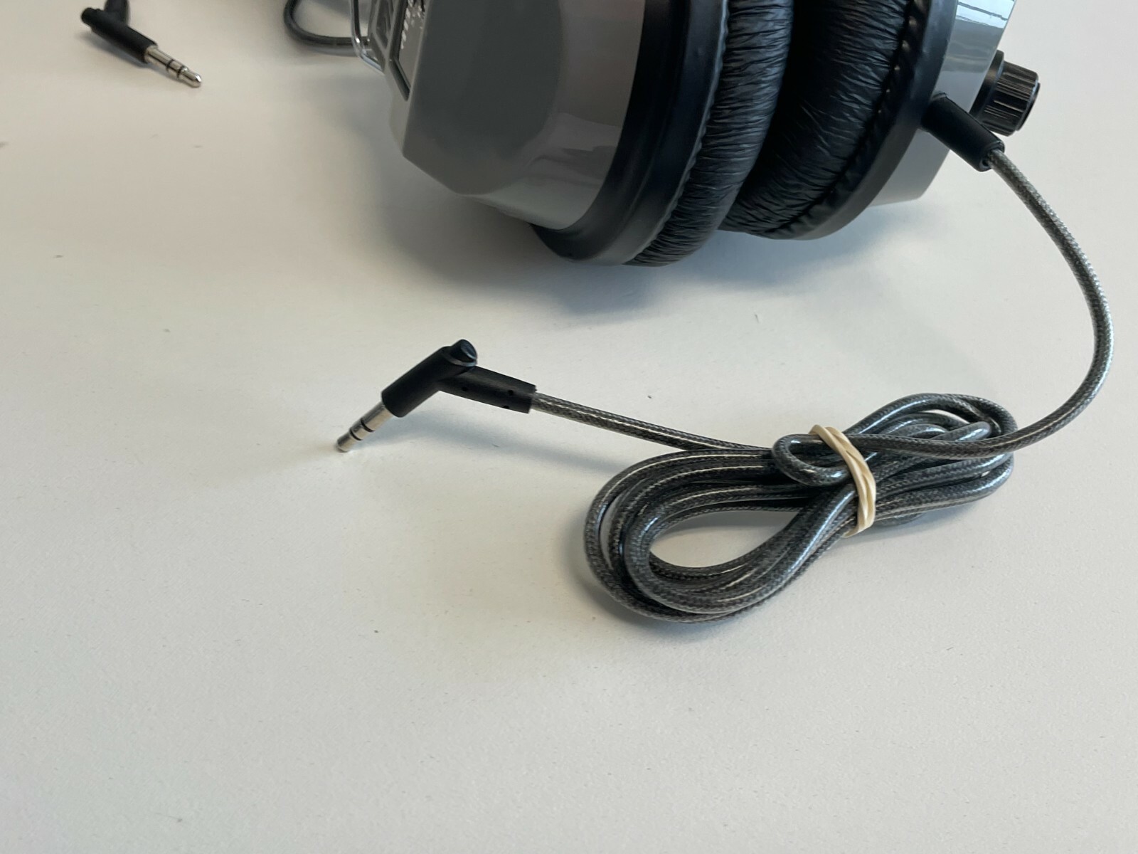 PP9: Lot of 5 Hamilton Buhl SC-7V Schoolmate Deluxe Headphones
