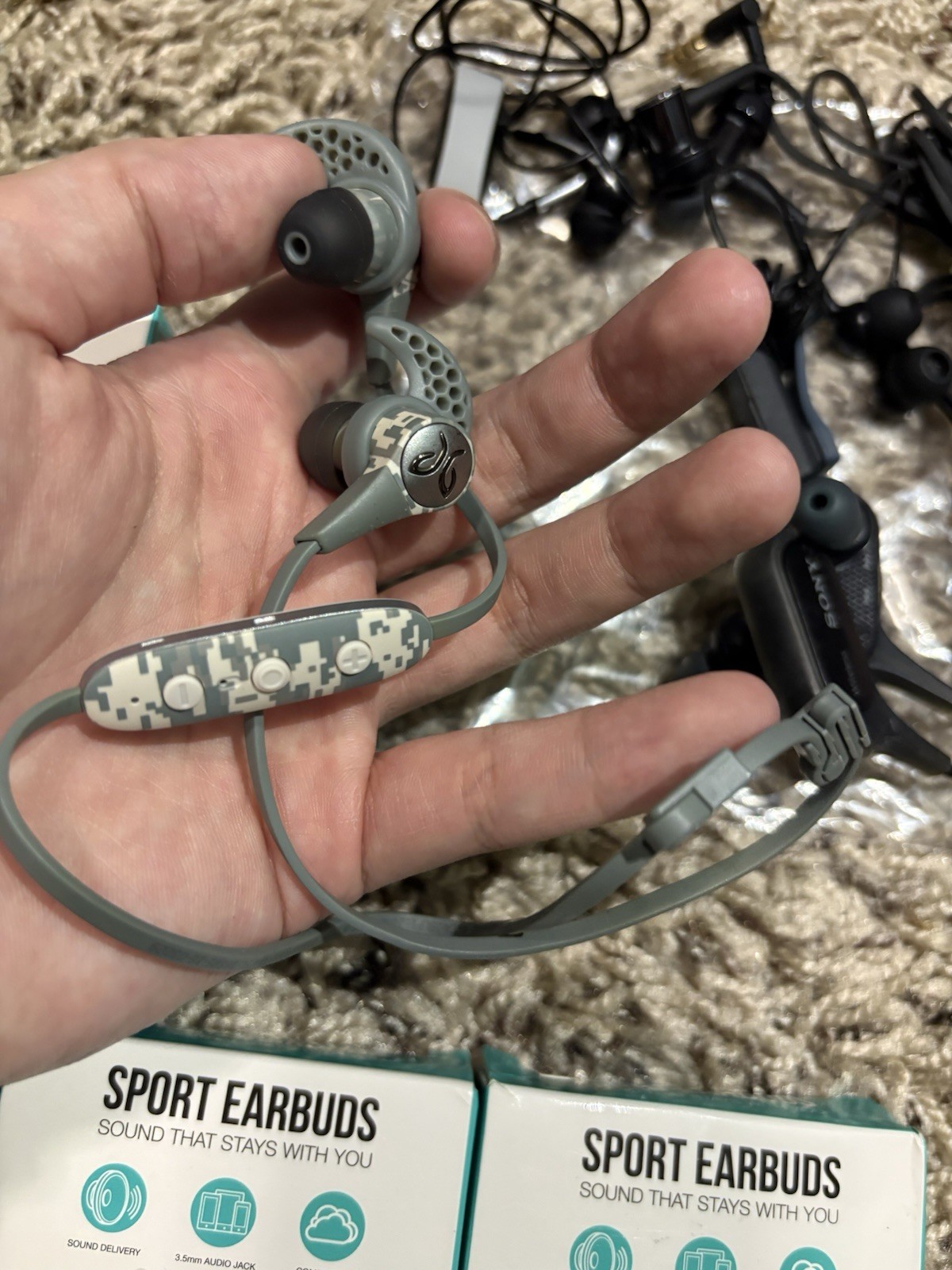 Sports Earbuds Lot Wireless & 3.5mm Jack New & Used Sony Jaybird iFrogz