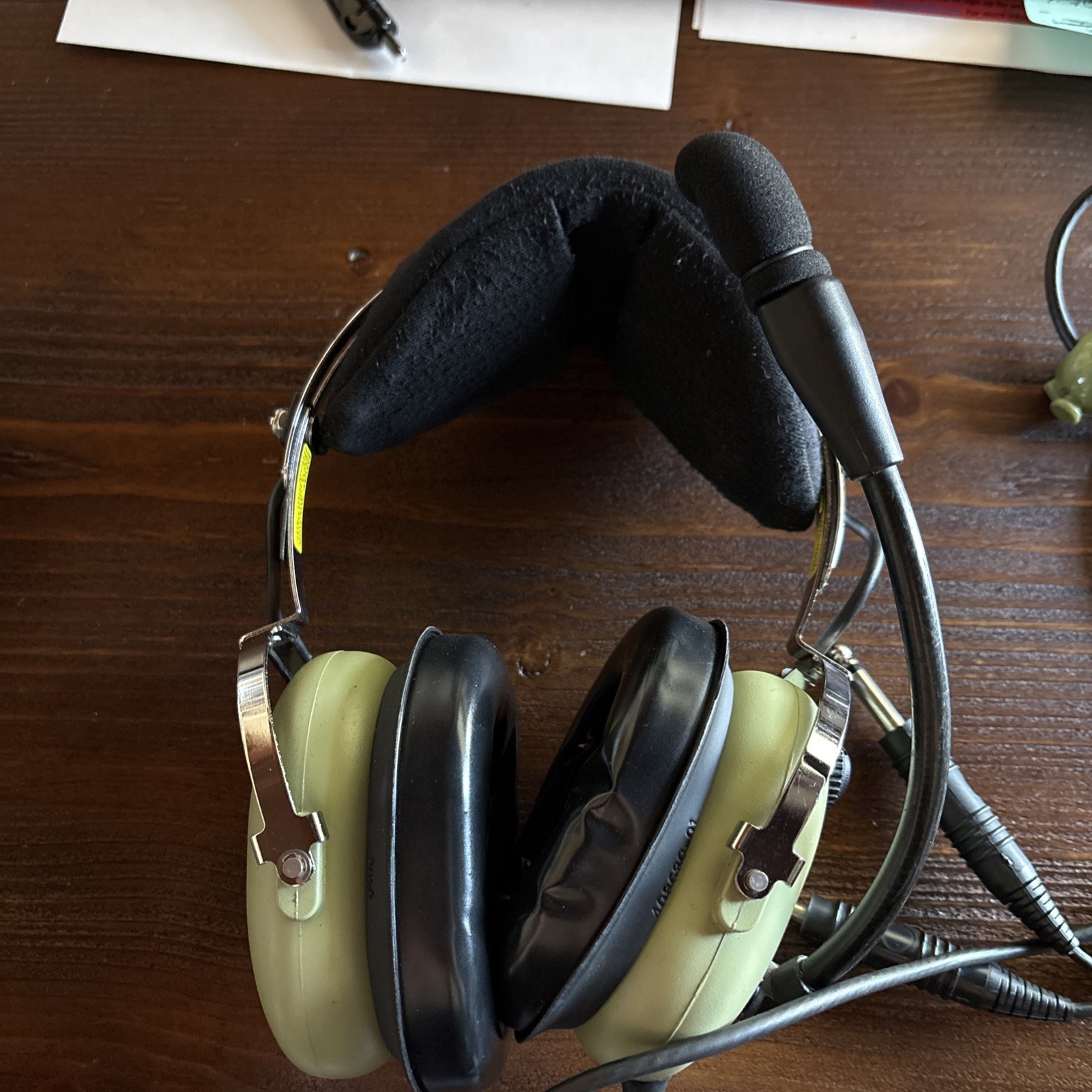 David Clark Model H10-13.4 Aviation Headset