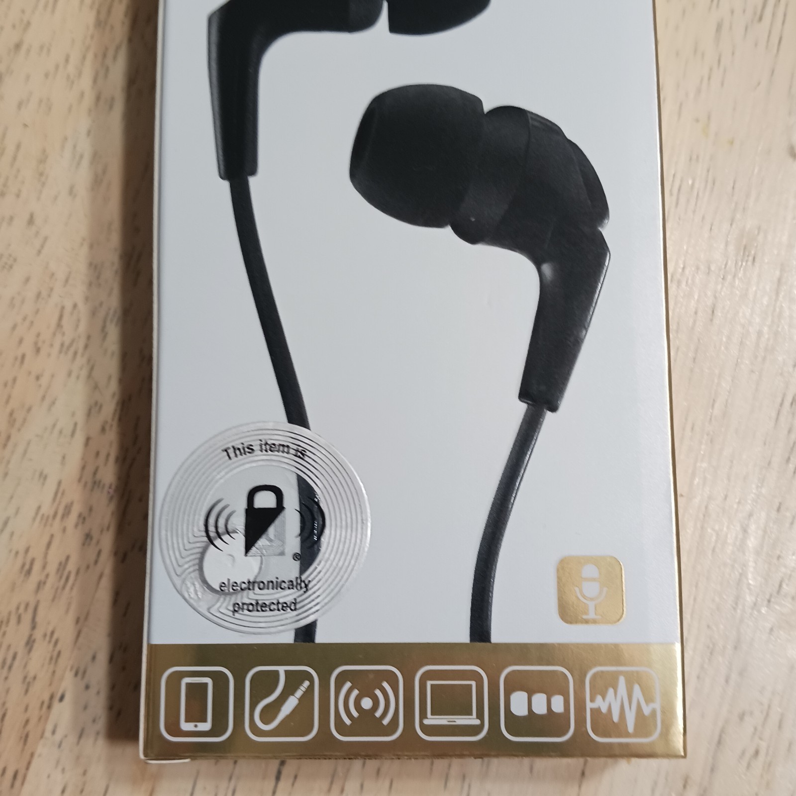 Curve Earbuds w/ In-Line Mic 3.5mm Tangle Free Flat Cord Multicolor Lot Of 11
