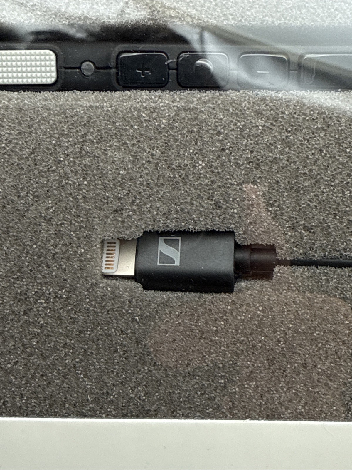 Sennheiser Ambeo Smart Headset Earphones In Black 3D Recording