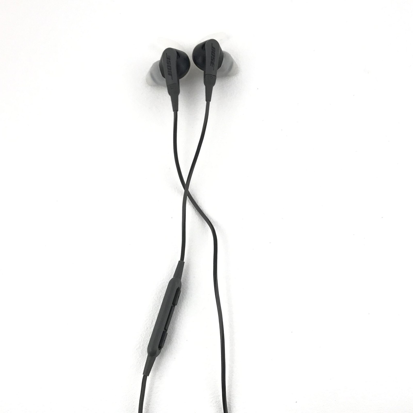 Bose Soundsport In-Ear Wired 3.5mm Earphones with Apple Controls -Charcoal Black