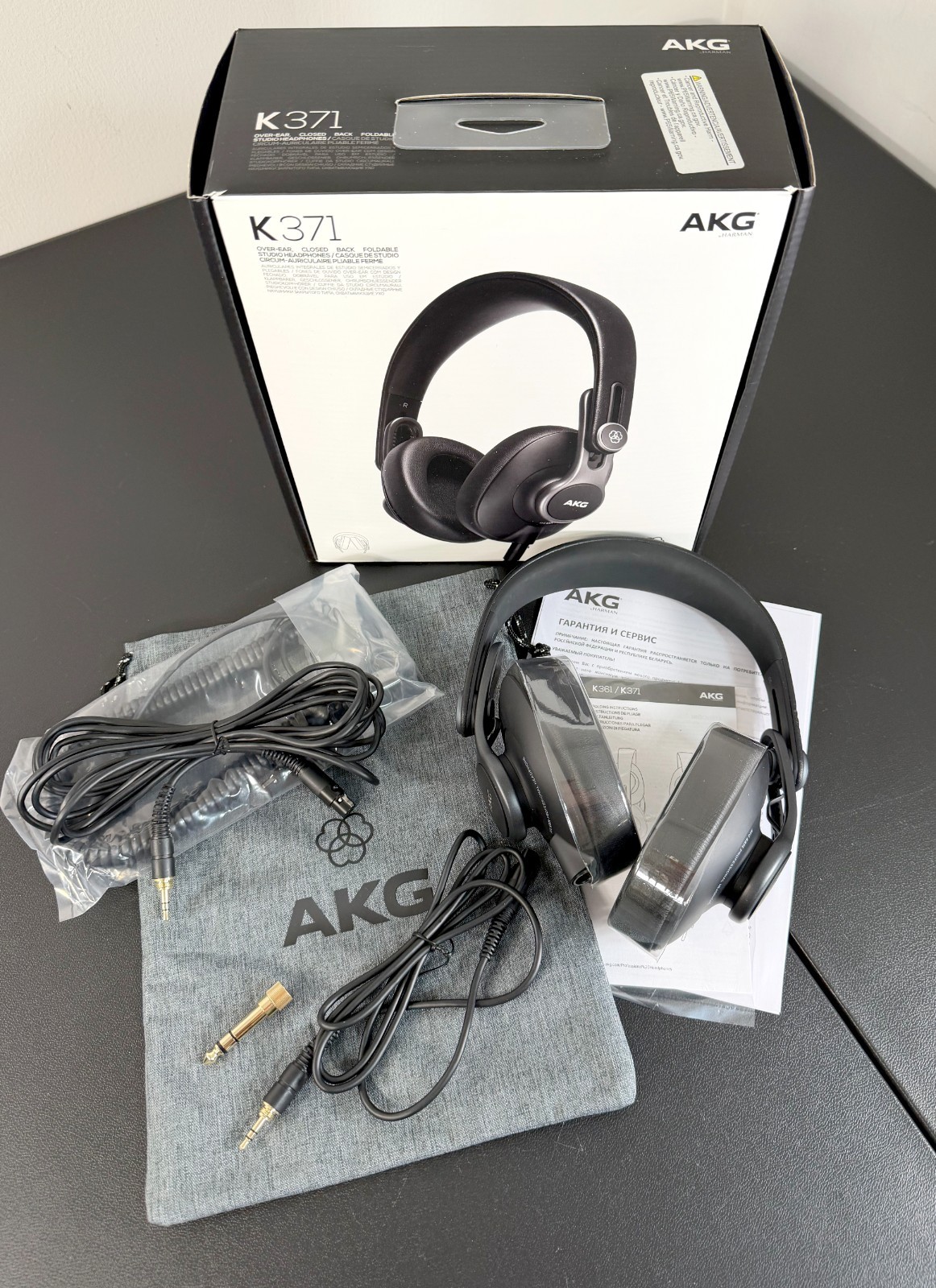 AKG K371 Over-Ear Oval Closed-Back Pro Studio Headphones 50MM Drivers / Swivel