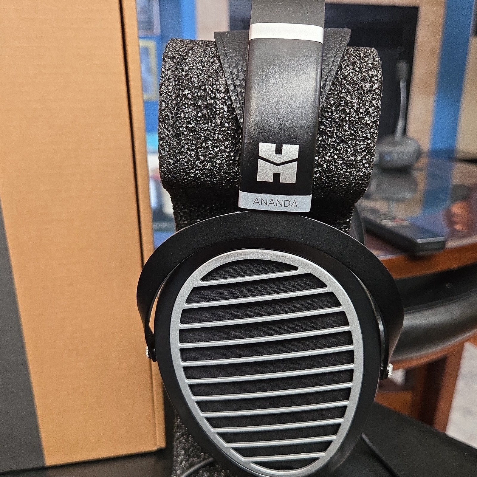 HIFIMAN ANANDA STEALTH Black Over-Ear Headphone