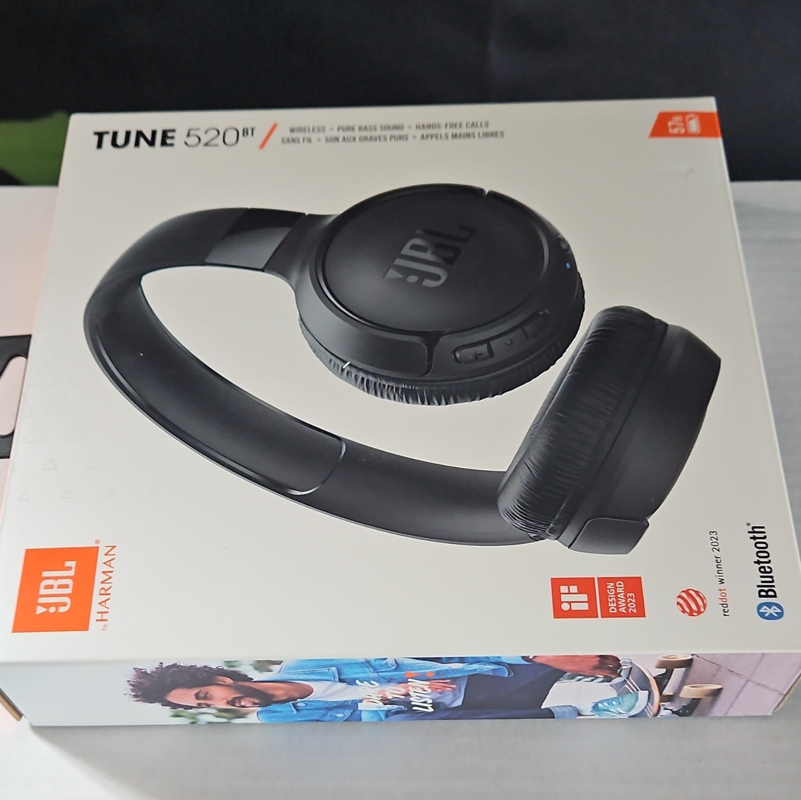 JBL Tune 520BT Black Wireless On-Ear Bluetooth USB-C Mic Foldable Multipoint