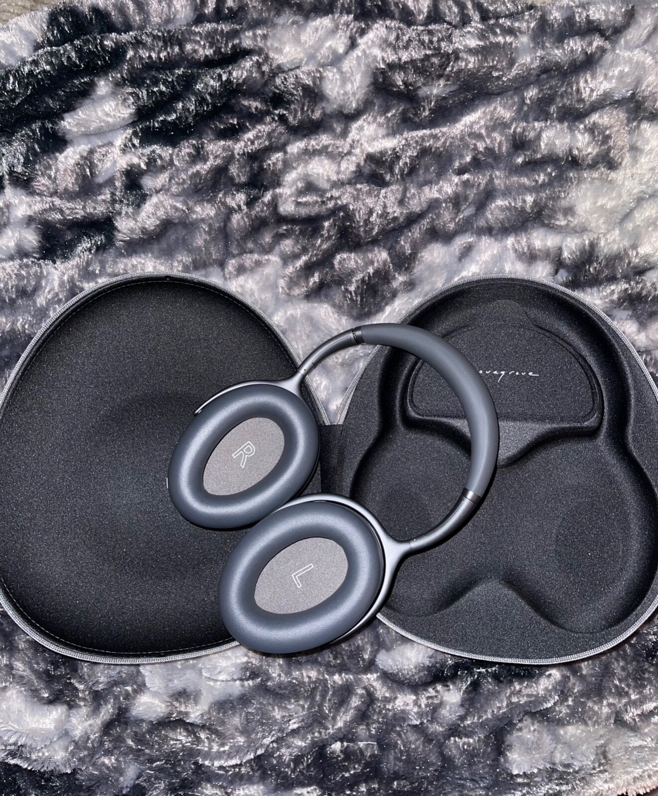 KEF Wireless Headphones: MU7 