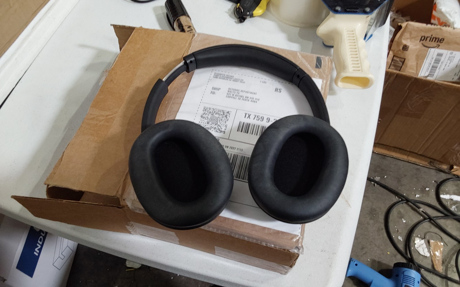 Sony WH-CH720N-BLACK Noise Canceling Headphones with Quick Charge