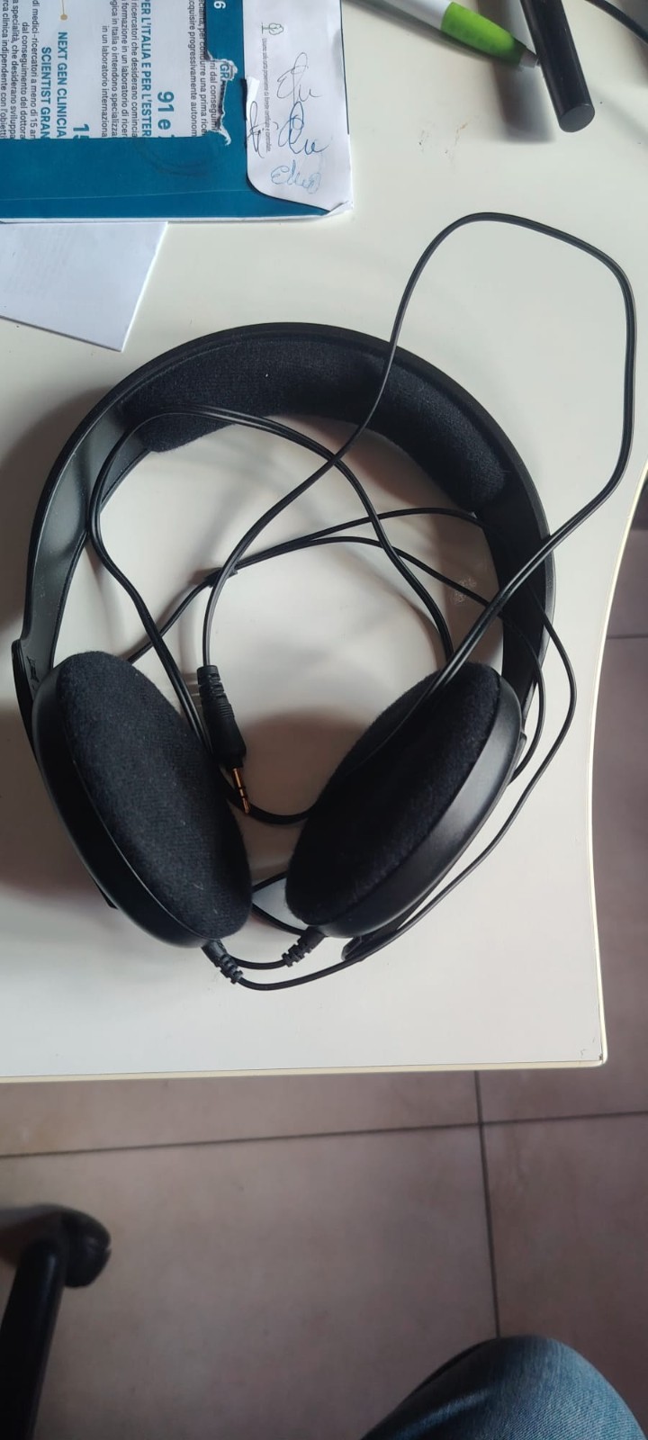 Sennheiser HD 407 Traditional Headphones, Little Used Like New