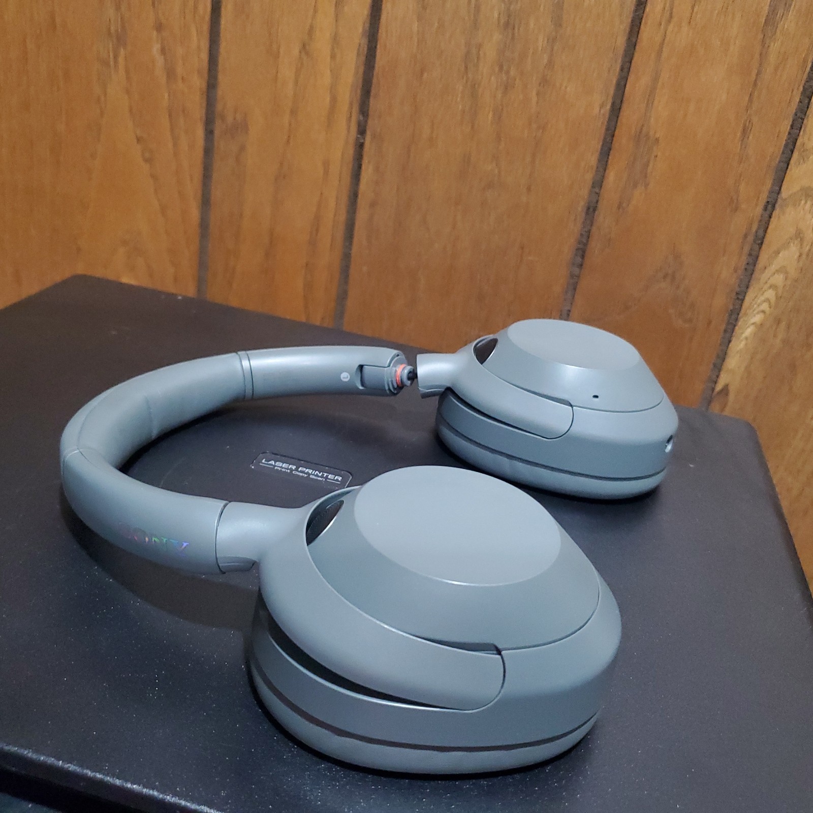 SONY ULT WEAR WHULT900N/H Headphones (For Parts, Fully Functional) Broken Hinge