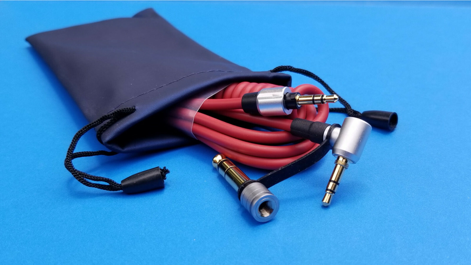 Audio Cable for Beats PRO DETOX. Coiled Cable with 3.5 & 6.5 mm Male Connector
