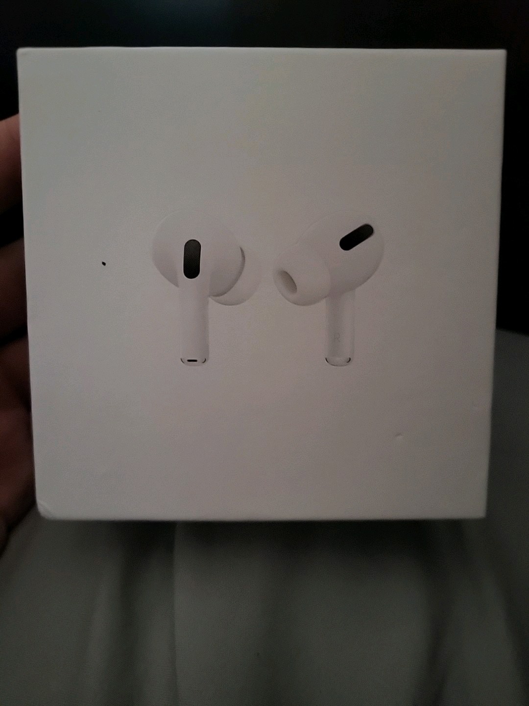 APPLE AIRPODS PRO – 1ST GENERATION – SEE DESCRIPTION- Authentic
