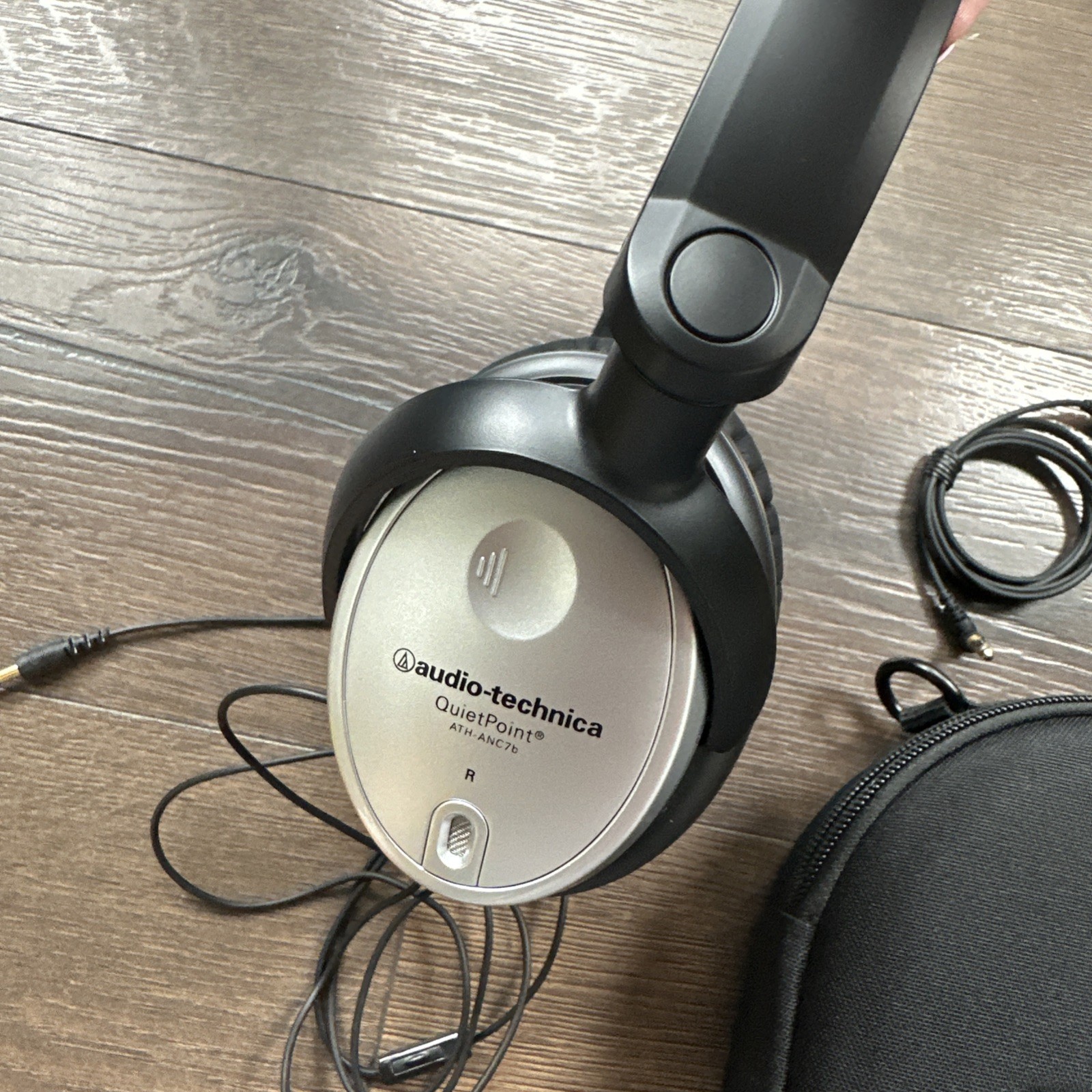 Audio Technica Active Noise Cancelling Headphones ATH-ANC7b