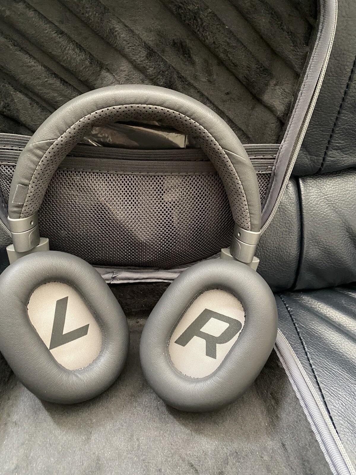 Plantronics Backbeat PRO 2 Wireless Noise Canceling Headphones – Black, Brown