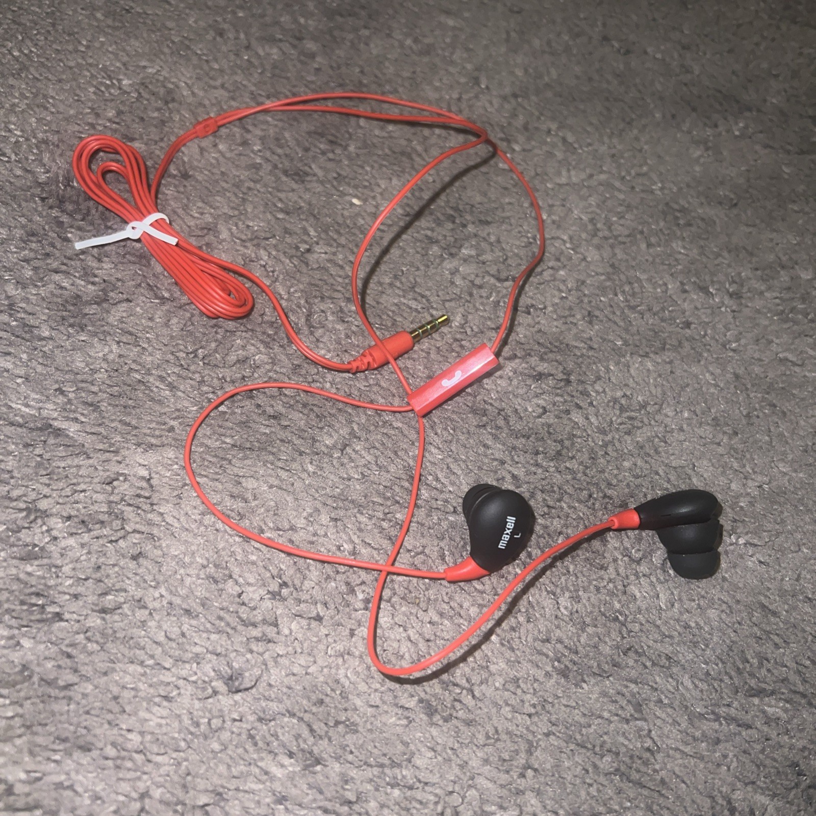 Maxwell Jellies New Headphones Red And Black