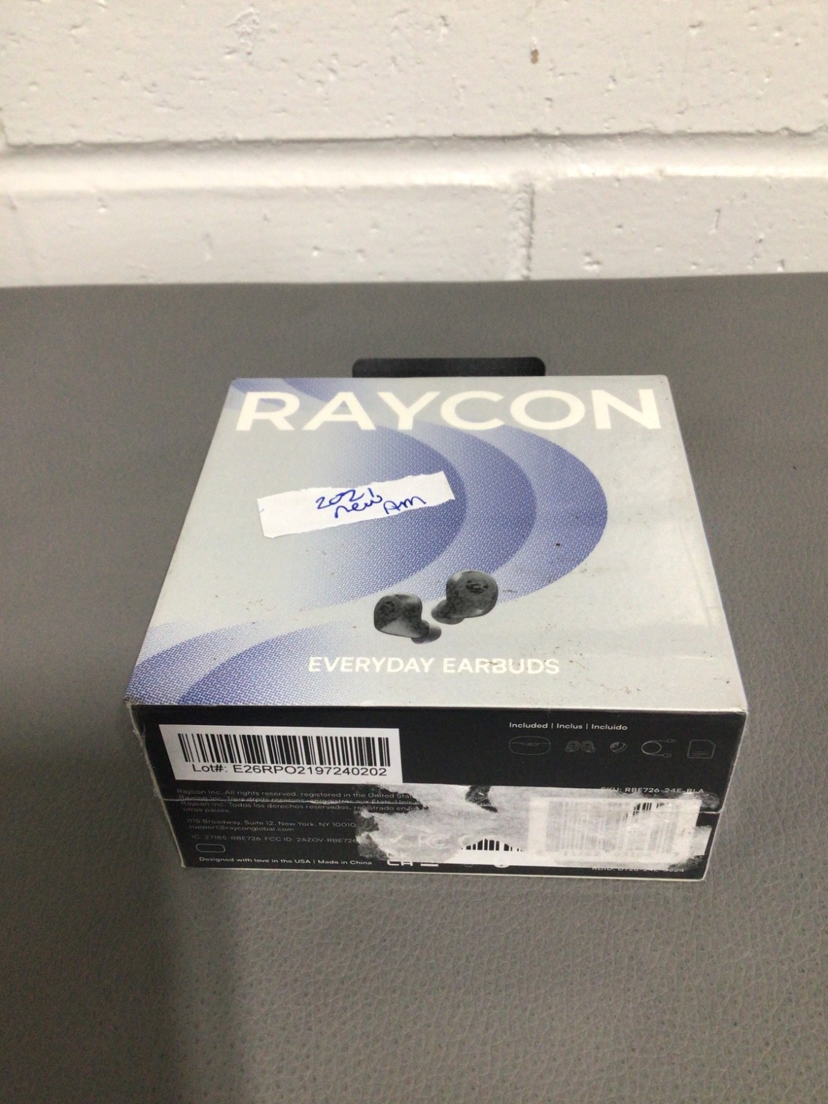 (Sealed)Raycon Everyday Earbuds Wireless In-Ear Headphones – Black