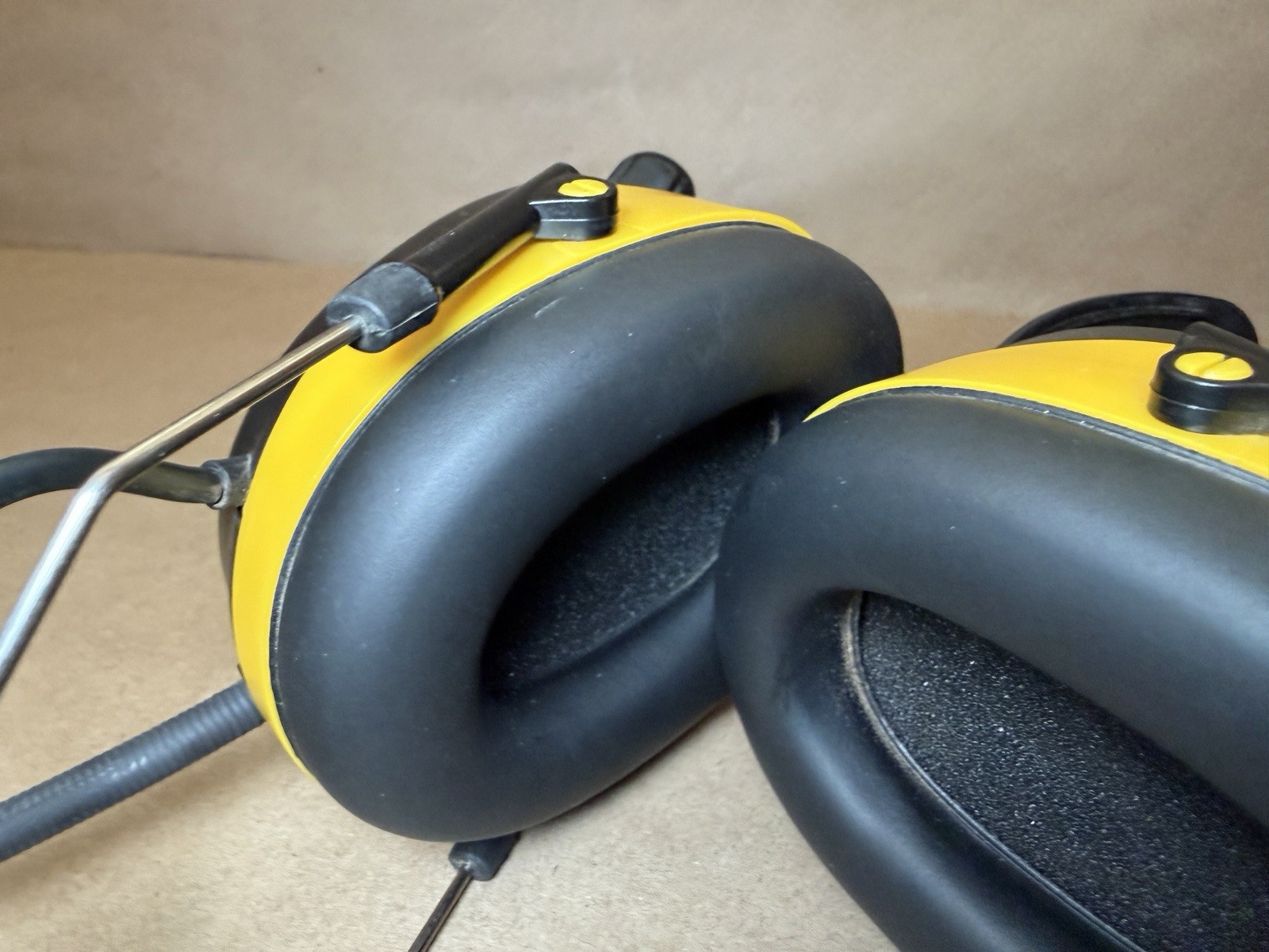 PROTEAR AM FM Hearing Protector Ear Protection Headset | Tested