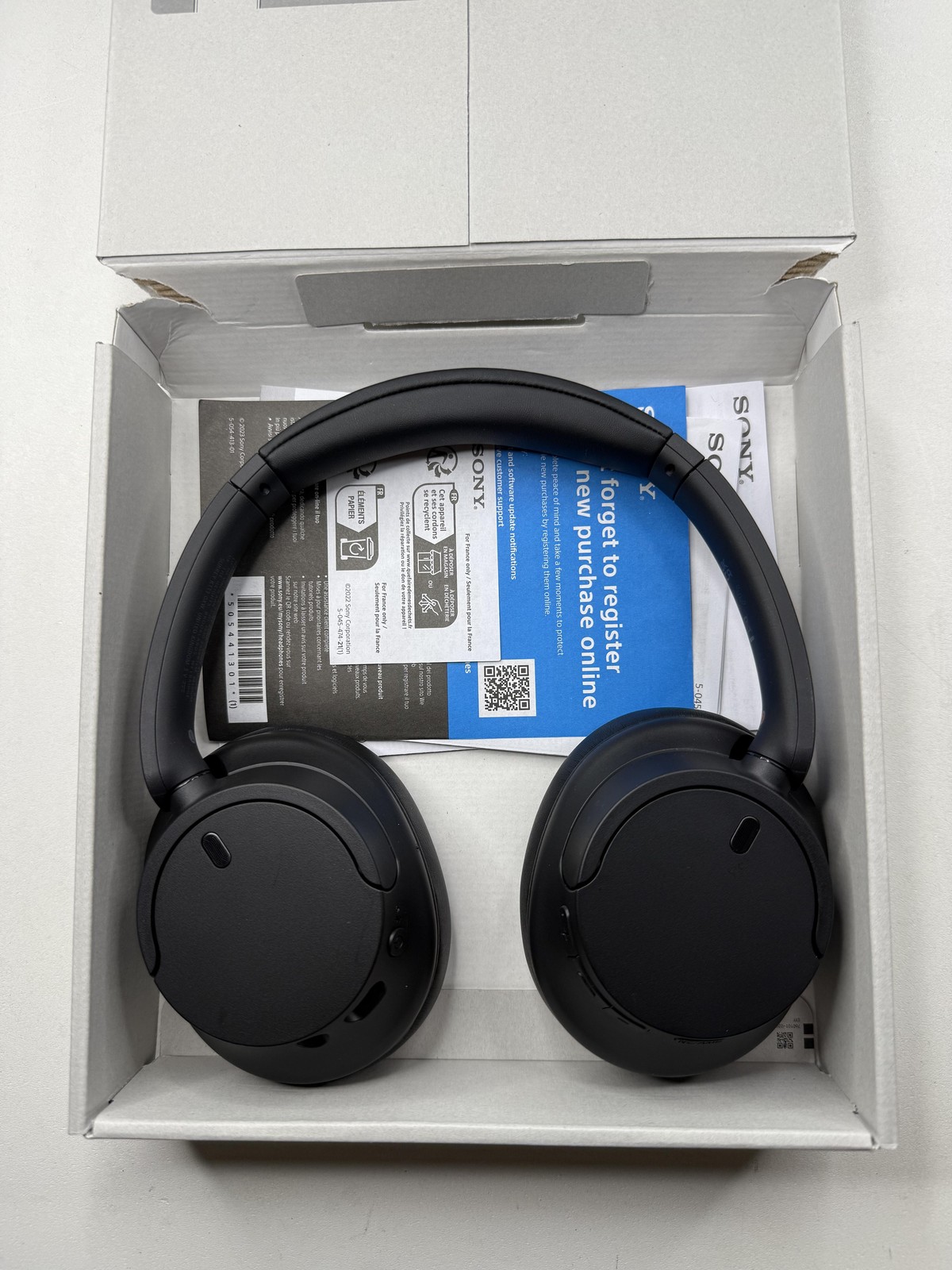 Sony WH-CH720N Wireless Noise Cancelling Headphones Black Bluetooth Over-Ear ANC