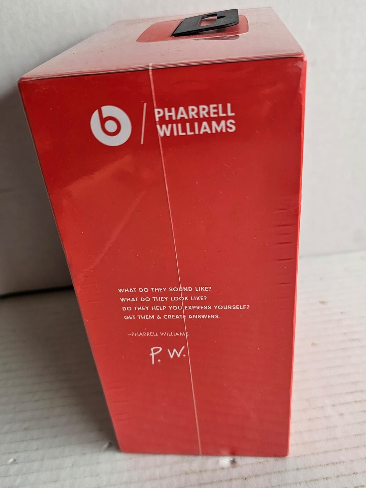 Beats by Dre Solo Pro Wireless Noise Canceling Headphones By Pharrell Williams