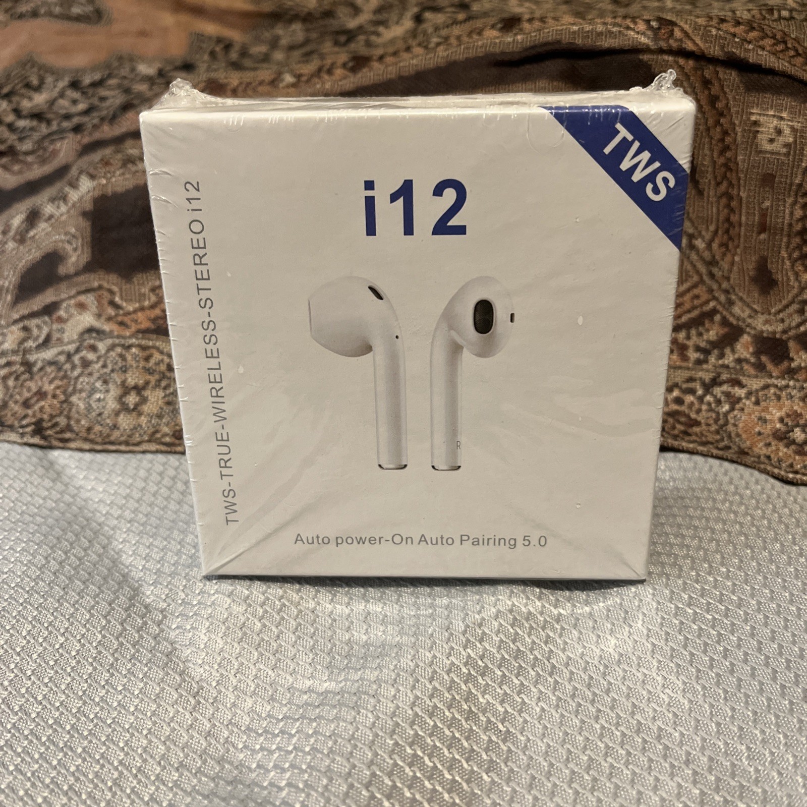 TWS -True-Wireless-Stereo i12 5.0 Wireless Earphones -Great product- NIB