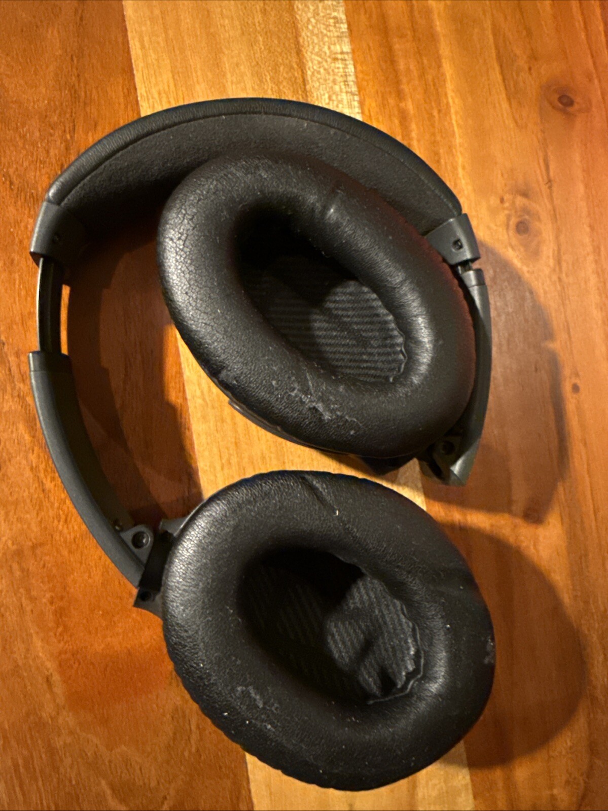 Bose QuietComfort 35 Over the Ear Wireless Headphones – Black