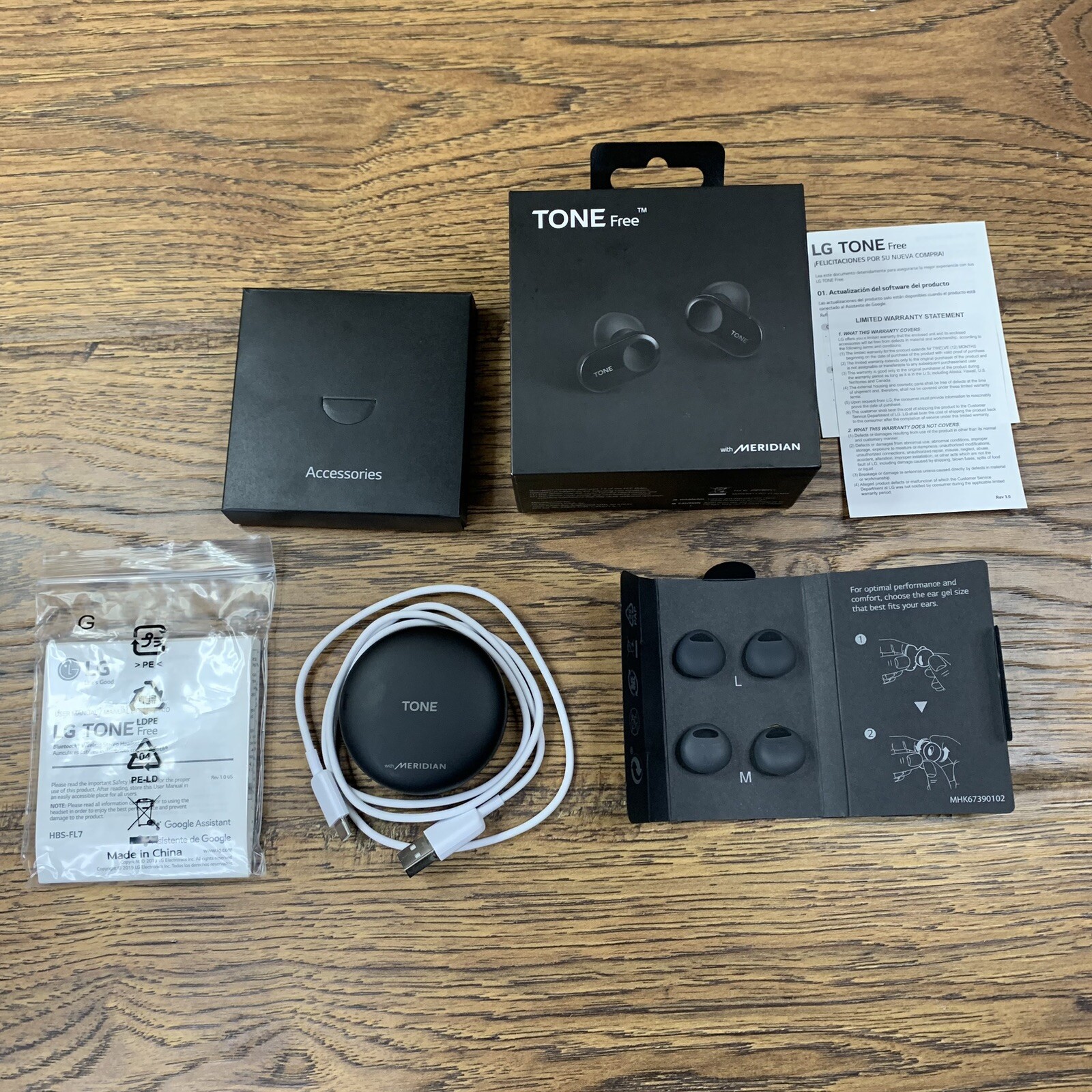 LG TONE Free Earbuds Bluetooth All Day Comfort HBS-FL7 Black in ear