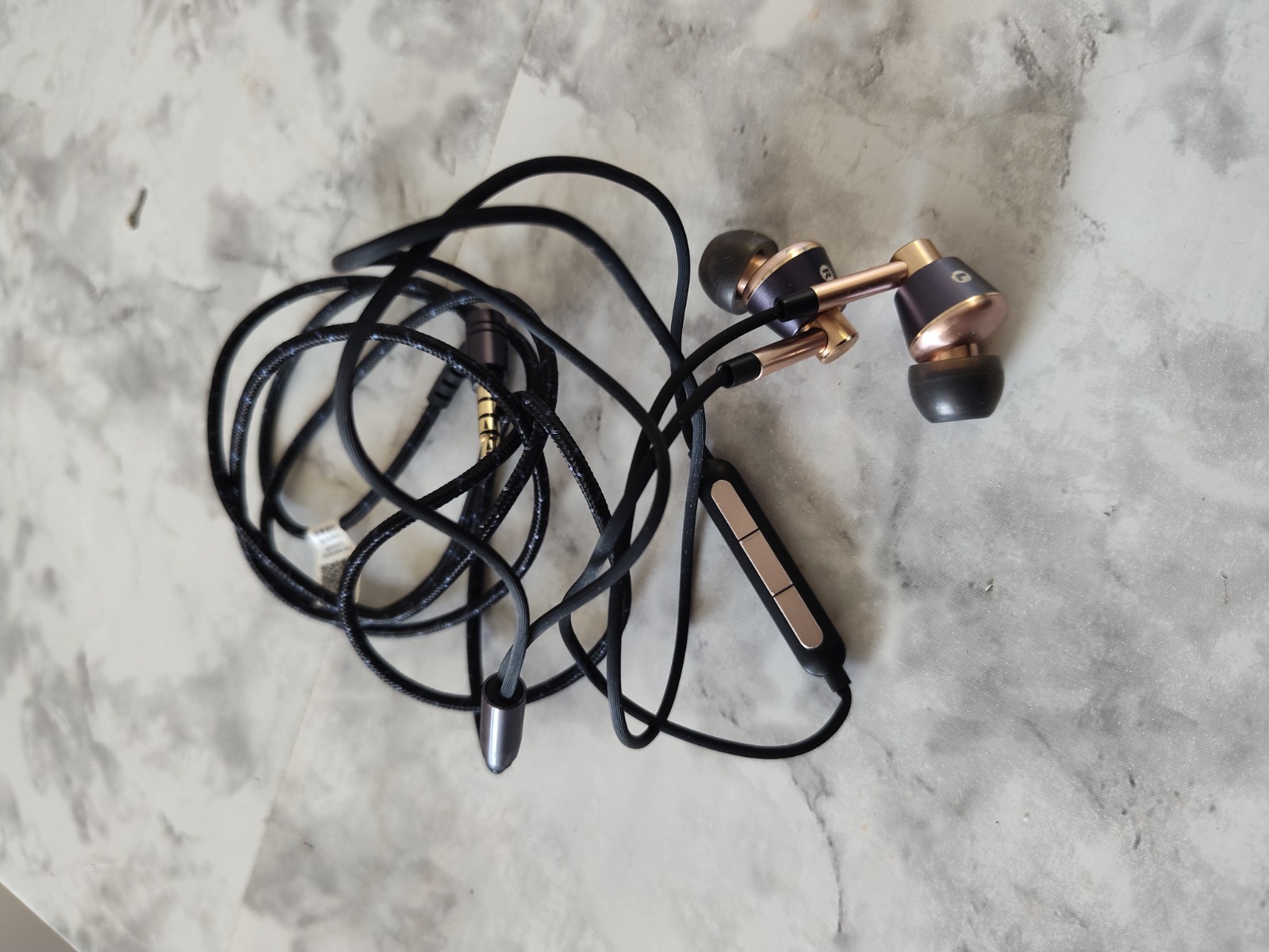 1MORE Triple Driver In-Ear Earphones Hi-Res Headphones with High Resolution