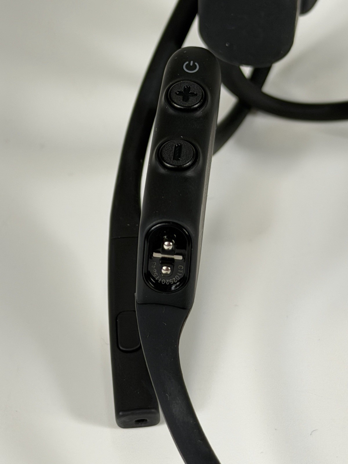 SHOKZ OPENCOMM 2 UC Bone Conduction Bluetooth Headset with Boom Mic / USB-A