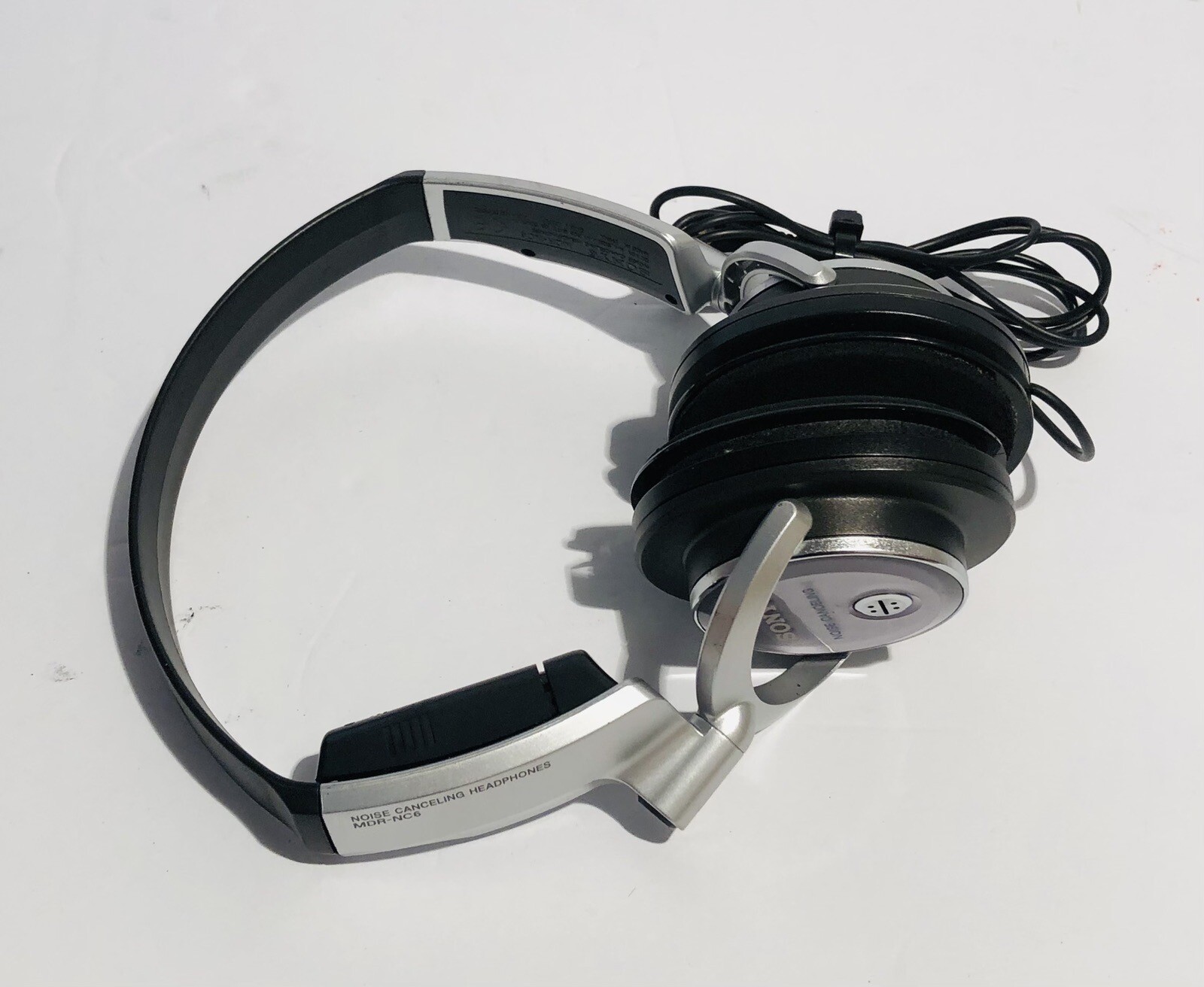 Sony MDR-NC6 Wired Headphones Silver Noise Canceling No Ear Pads