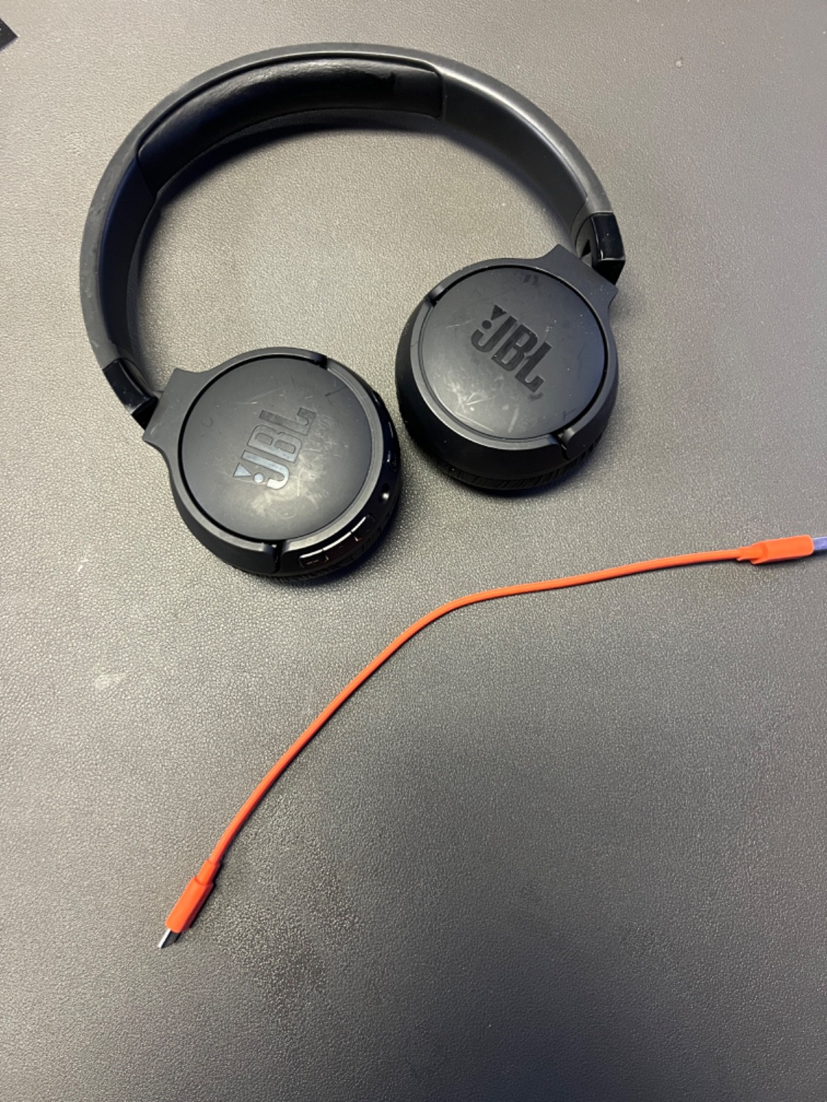 JBL Tune 670NC Active Noise Cancelling Bluetooth Headphones-LIKE NEW-BLACK