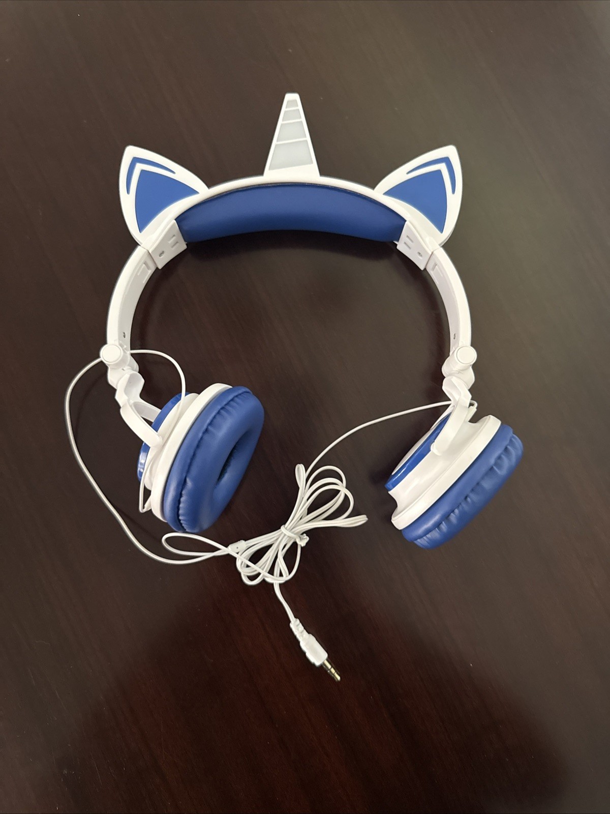 SoundLogic Blue Led Light- Up Unicorn Headphones
