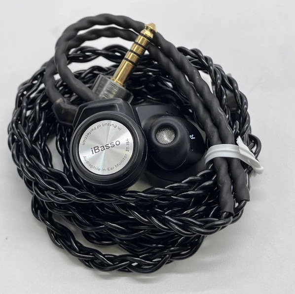 iBasso Audio 3T-154 Dynamic Driver In-ear Monitor IEM Earphone Black Used Japan