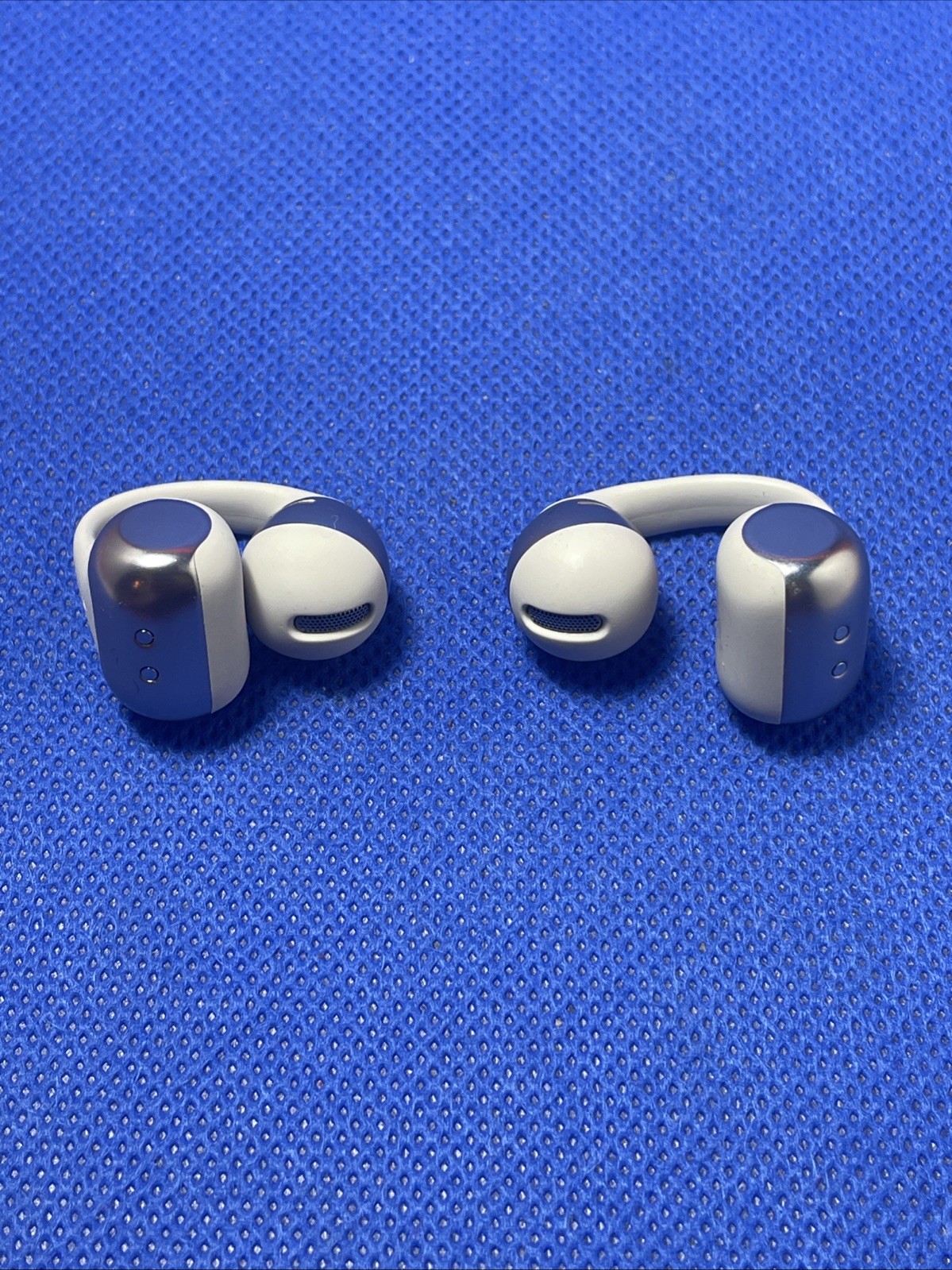 *AS-IS* Shokz OpenDots ONE Wireless Earbuds Grey (NO POWER/DOES NOT CONNECT)