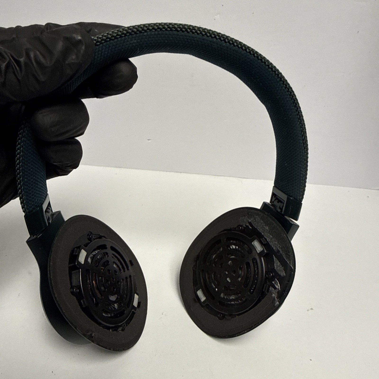 JBL Live 500BT Over-the-Ear Wireless Bluetooth Headphones Green Needs Pads