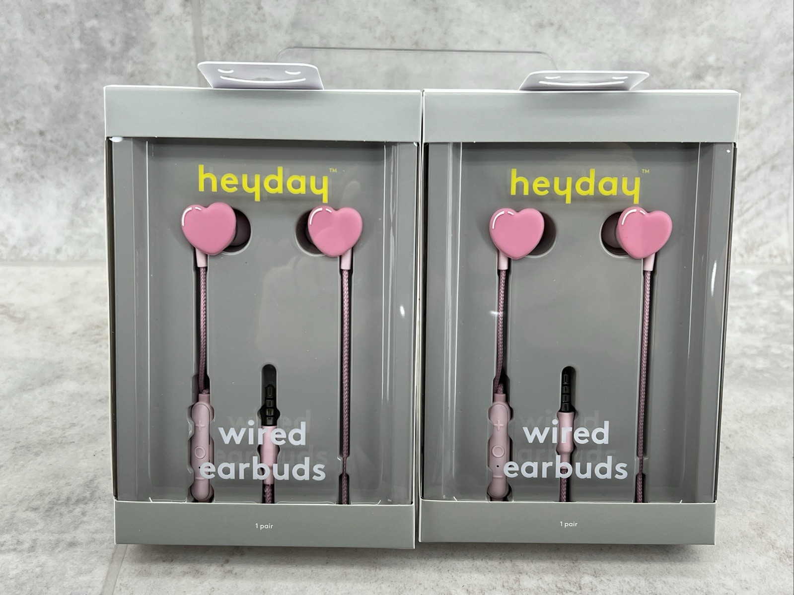 2 Pair! Heyday Wired Earbuds Pink Hearts 3.5mm Aux Plug Built in Microphone- New
