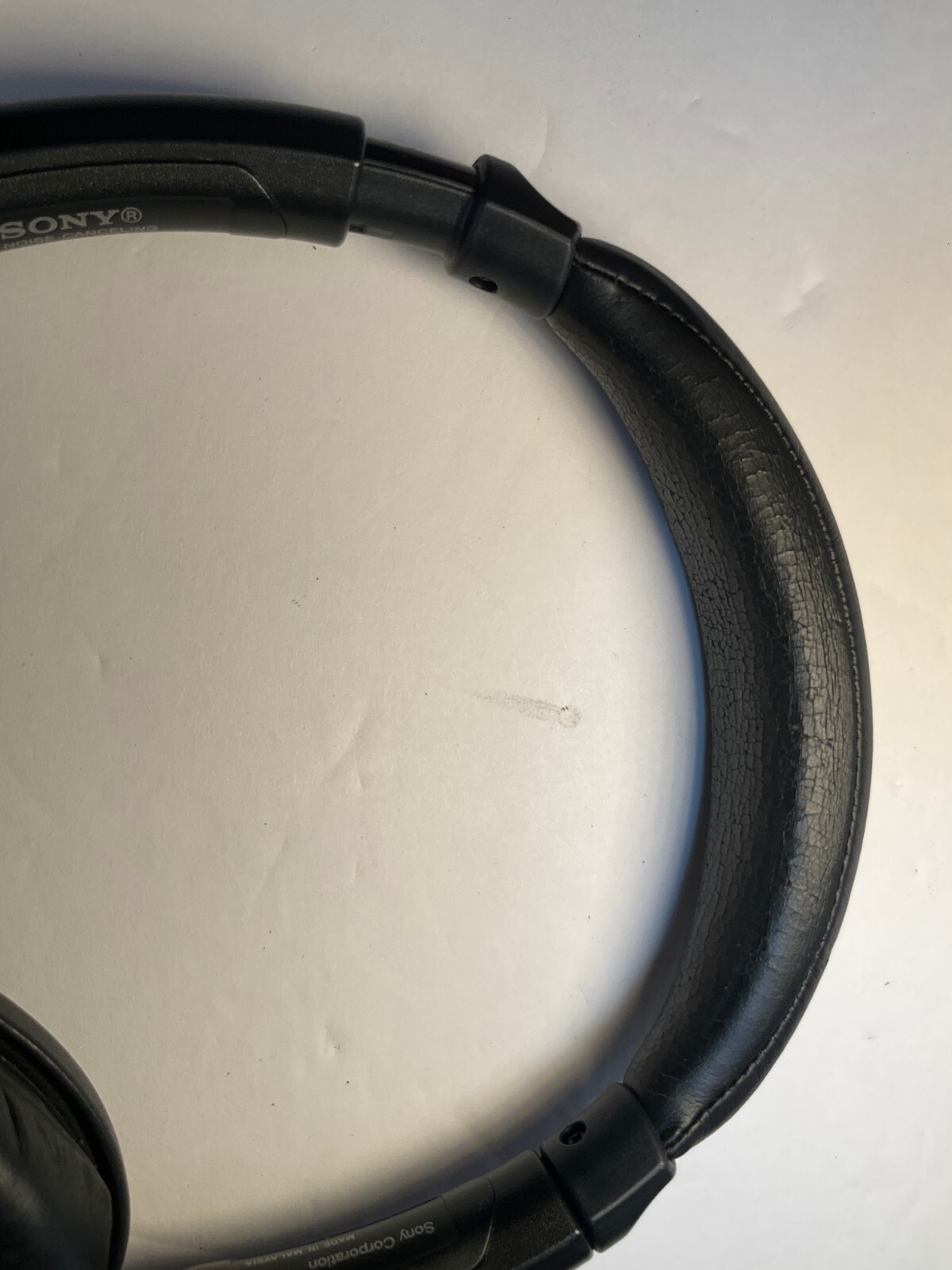 Sony mdr-nc500d noise canceling headphones, black, sounds great!