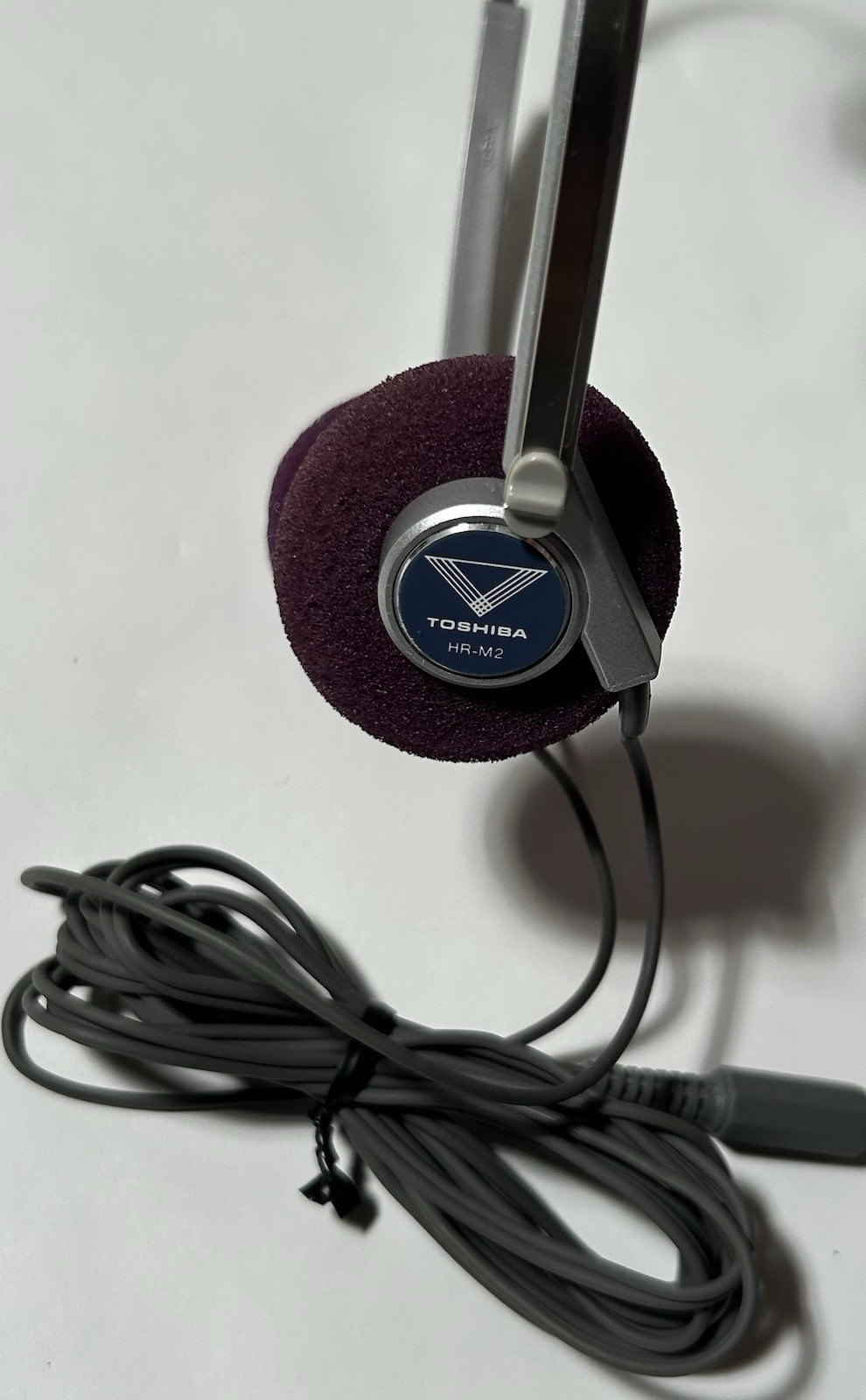 Vintage TOSHIBA HR-M2 Metal Band Stereo Headphones 3.5mm Rare Purple Cushions