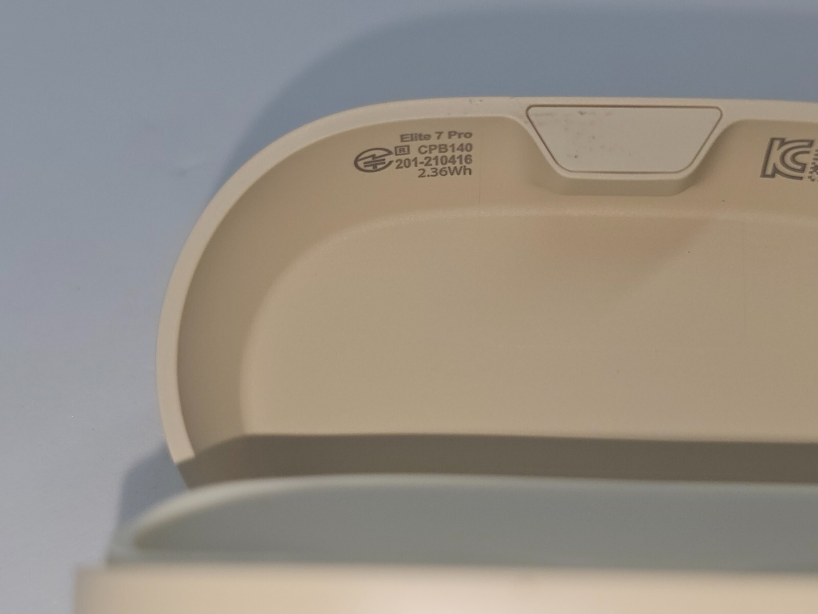 GENUINE Jabra Elite 7 Pro – CPB140 – Beige – CASE ONLY