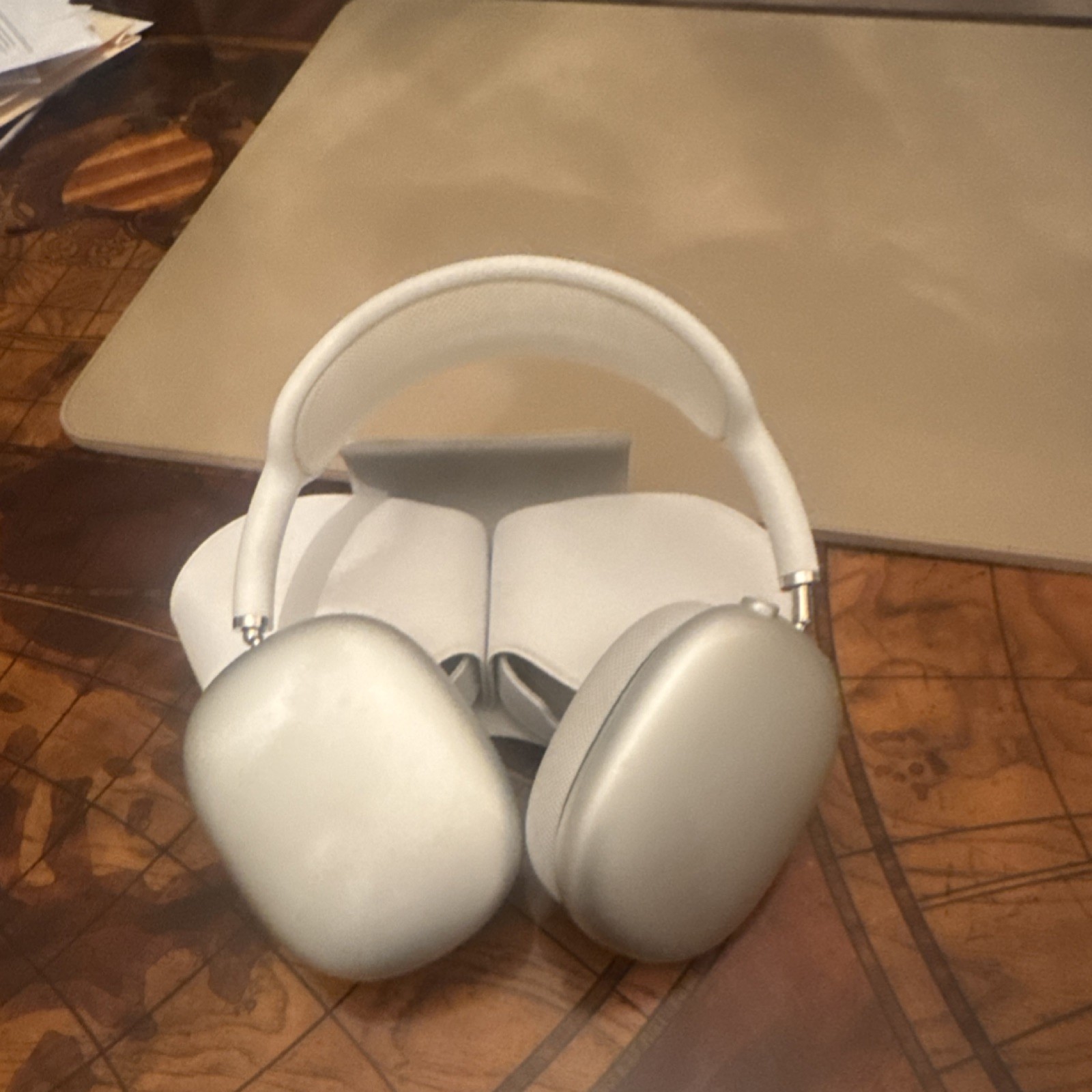 Apple AirPods Max Wireless Over-Ear Headphones w/ ANC, Smart Case White/Silver b
