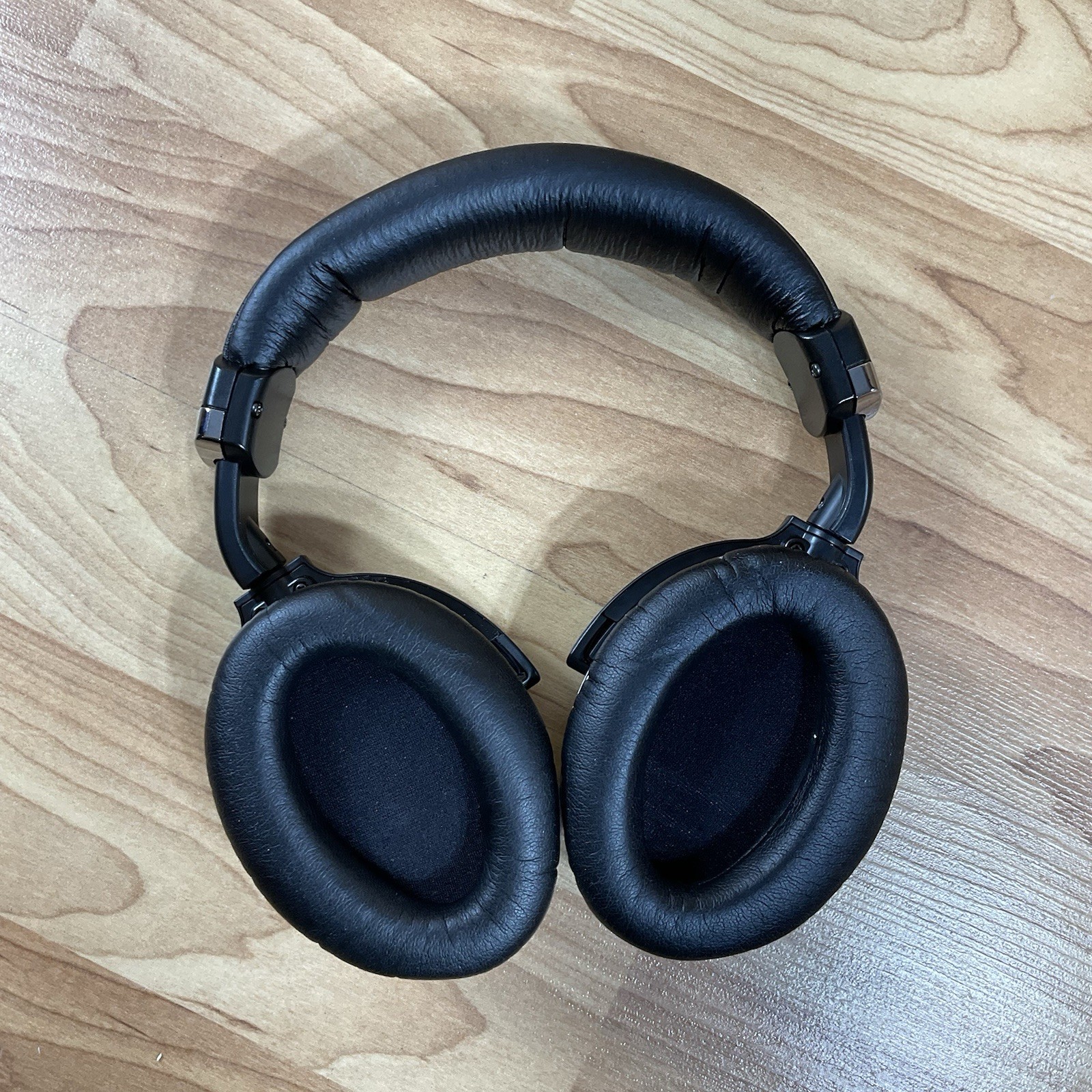 Koss QZ900 Noise Cancelling Over-Ear Headphones with Cable Case Tested Working
