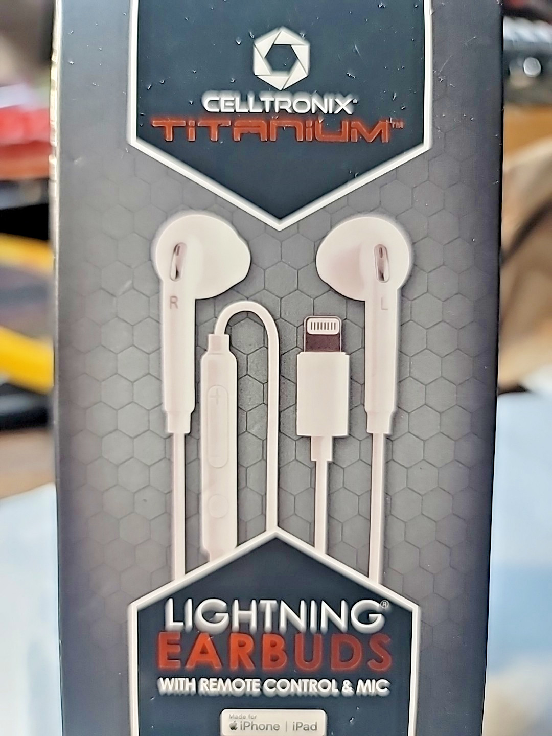Celltronix Type C Earbuds w/ Remote Control & Mic for iPhone / iPad NIB