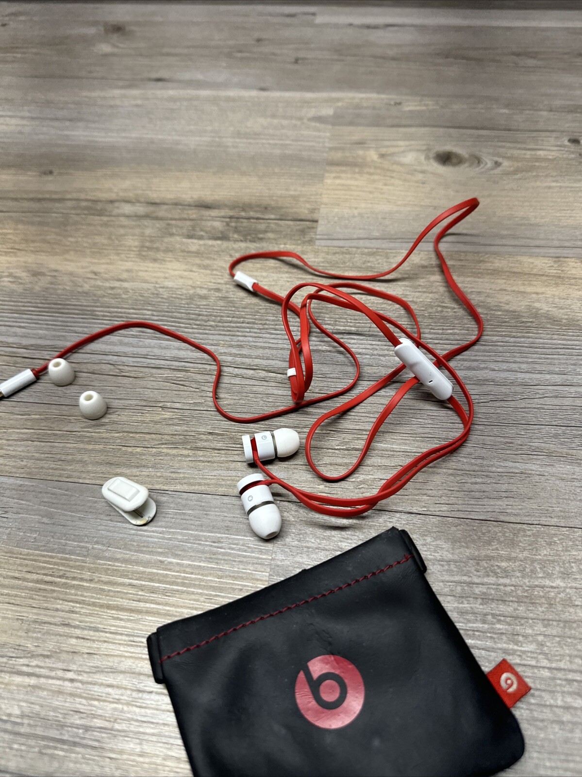 Beats By Dr. Dre Urbeats 2.0 In Ear Headphone Red/White Color