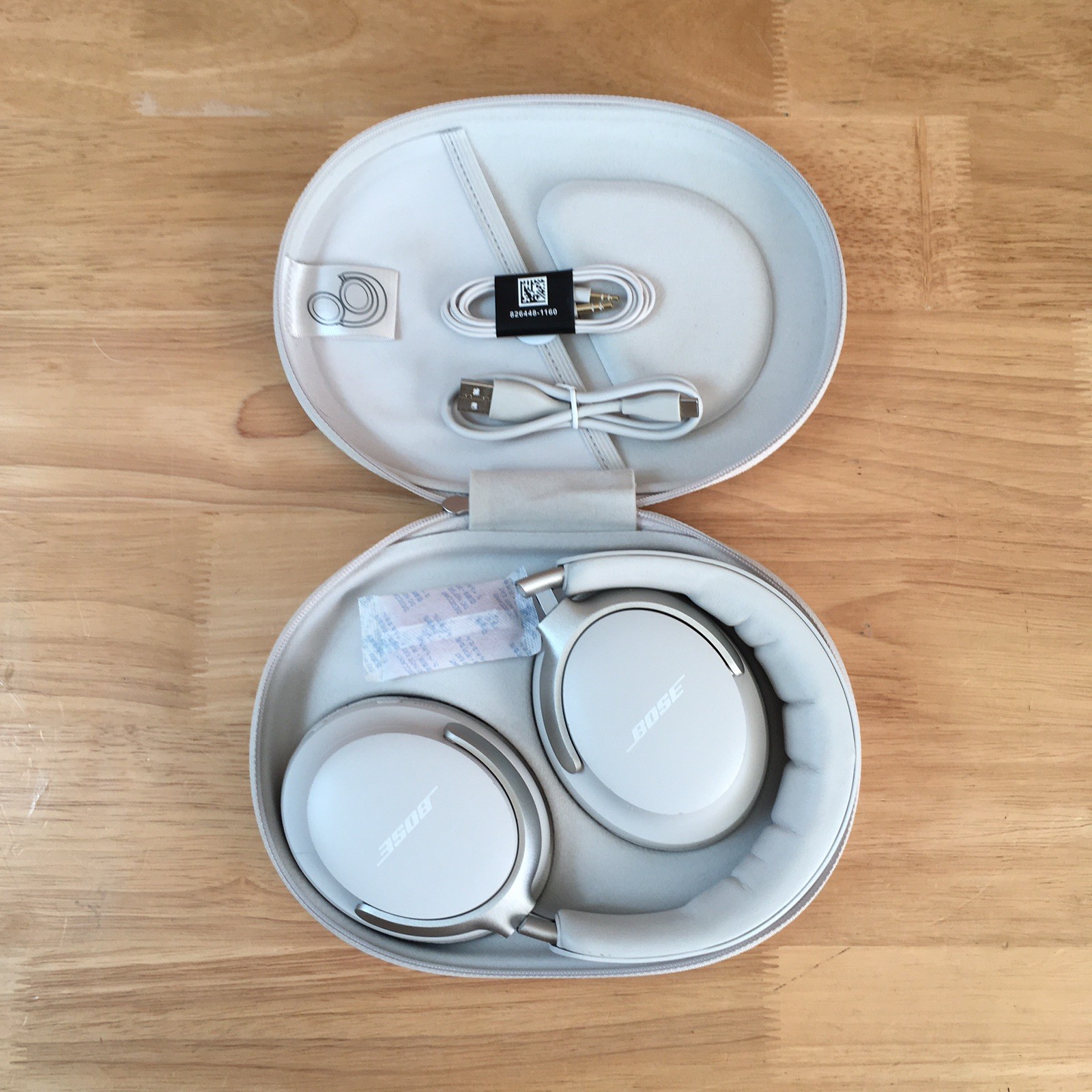 Bose QuietComfort Ultra Wireless Noise Cancelling Headphones – White Smoke