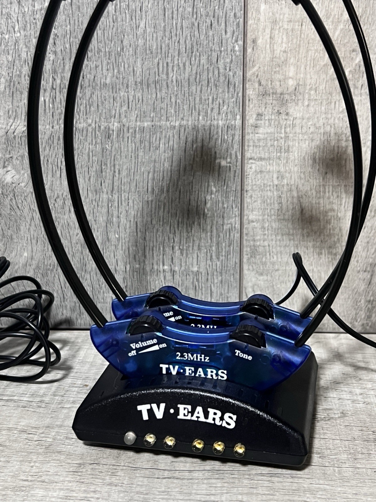 TV Ears 2.3 Mhz Clarity Wireless 2-Headsets System With Cables Extra Ear Plugs